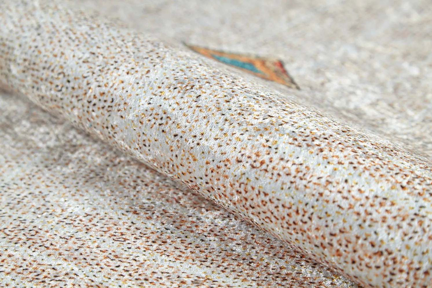 Örgü Saçaklı Bej Minimal Baklava Desenli Halı