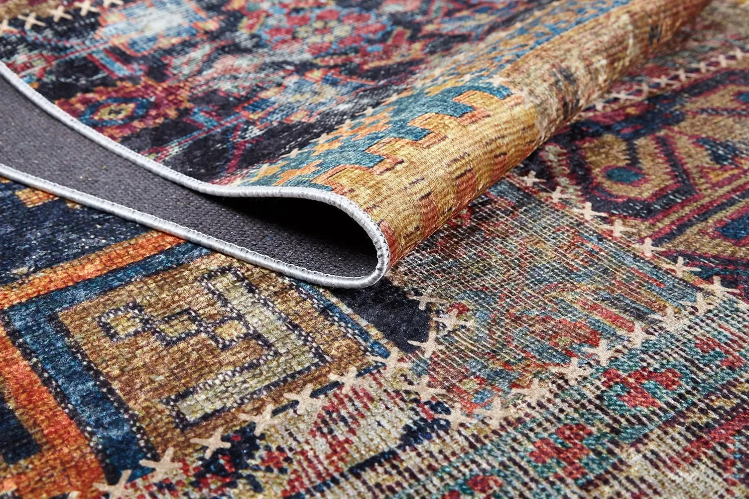 Çok Renkli Rustik Kilim Patchwork Halı