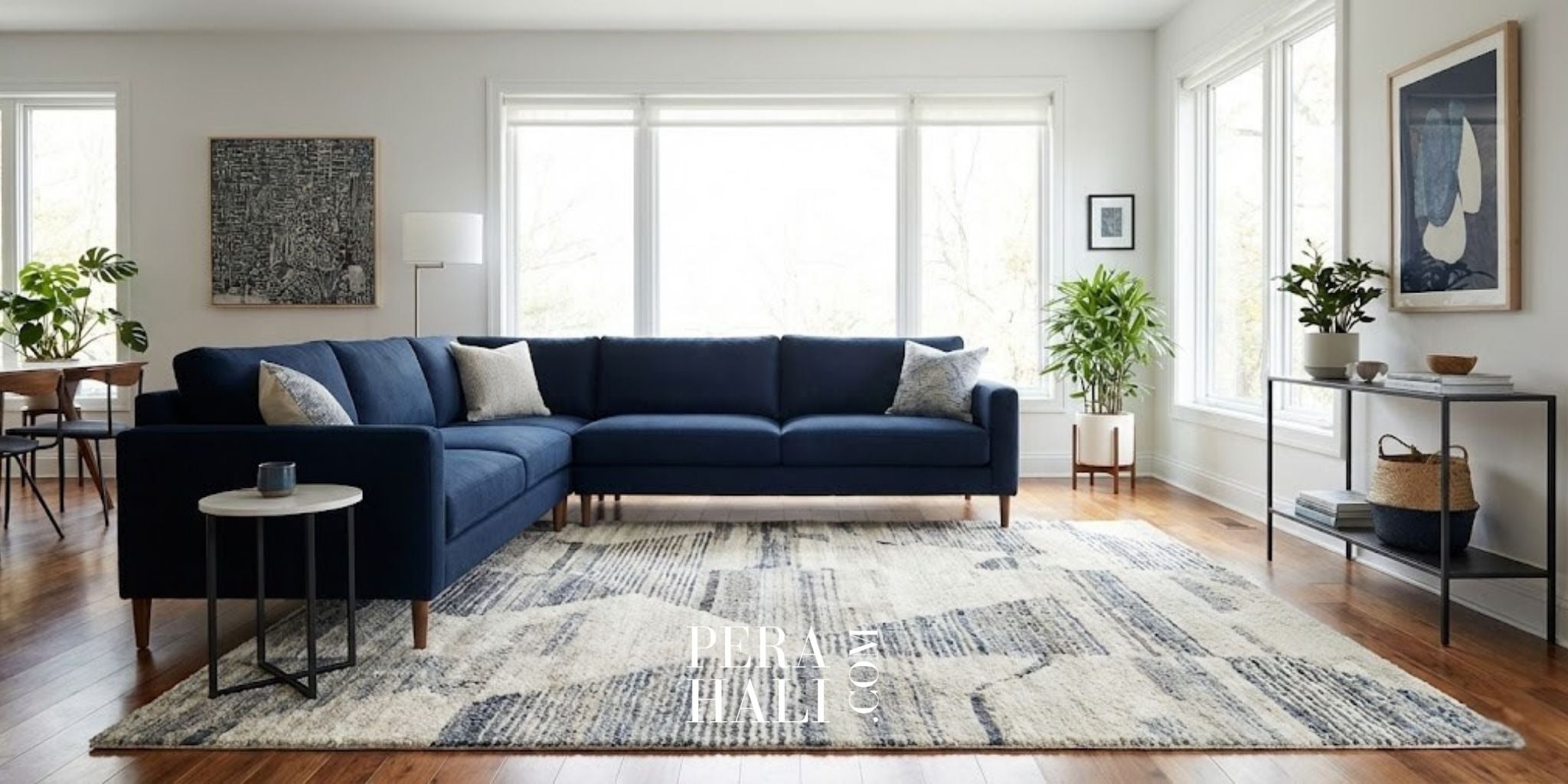 Lacivert Koltuk ile Uyumlu Halı Renkleri Zarif ve Derin Bir Kombin