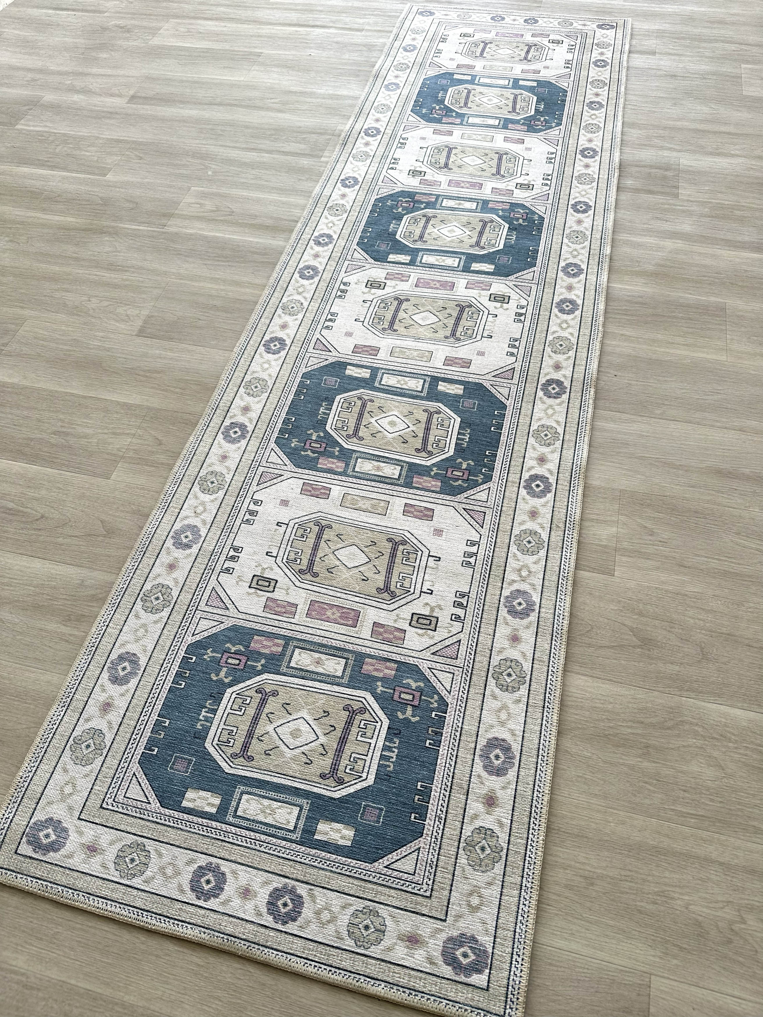 Uşak Blau-Roter Vintage-Kelim-Teppich