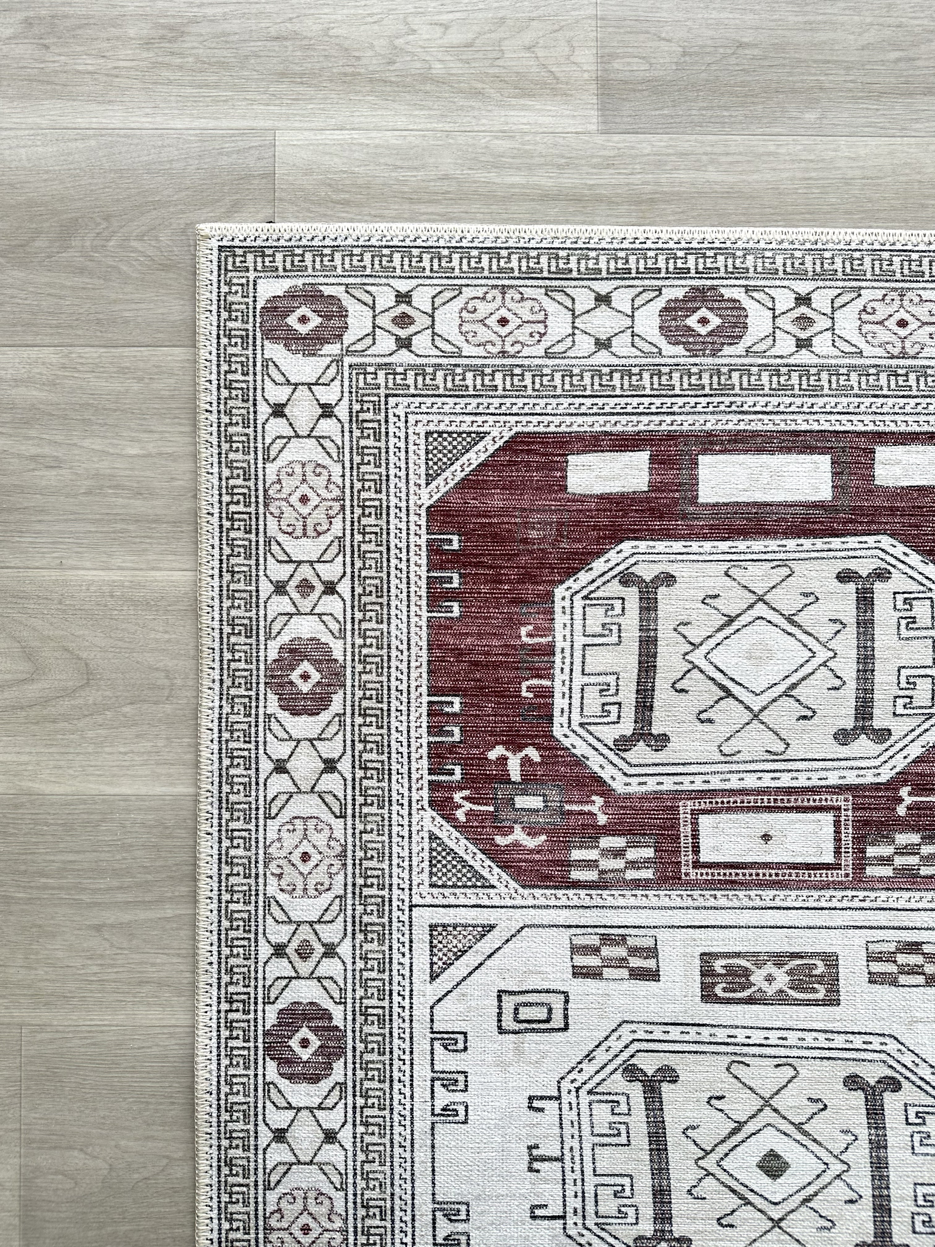 Geometrik Panel Desenli Krem ve Bordo Etnik Halı