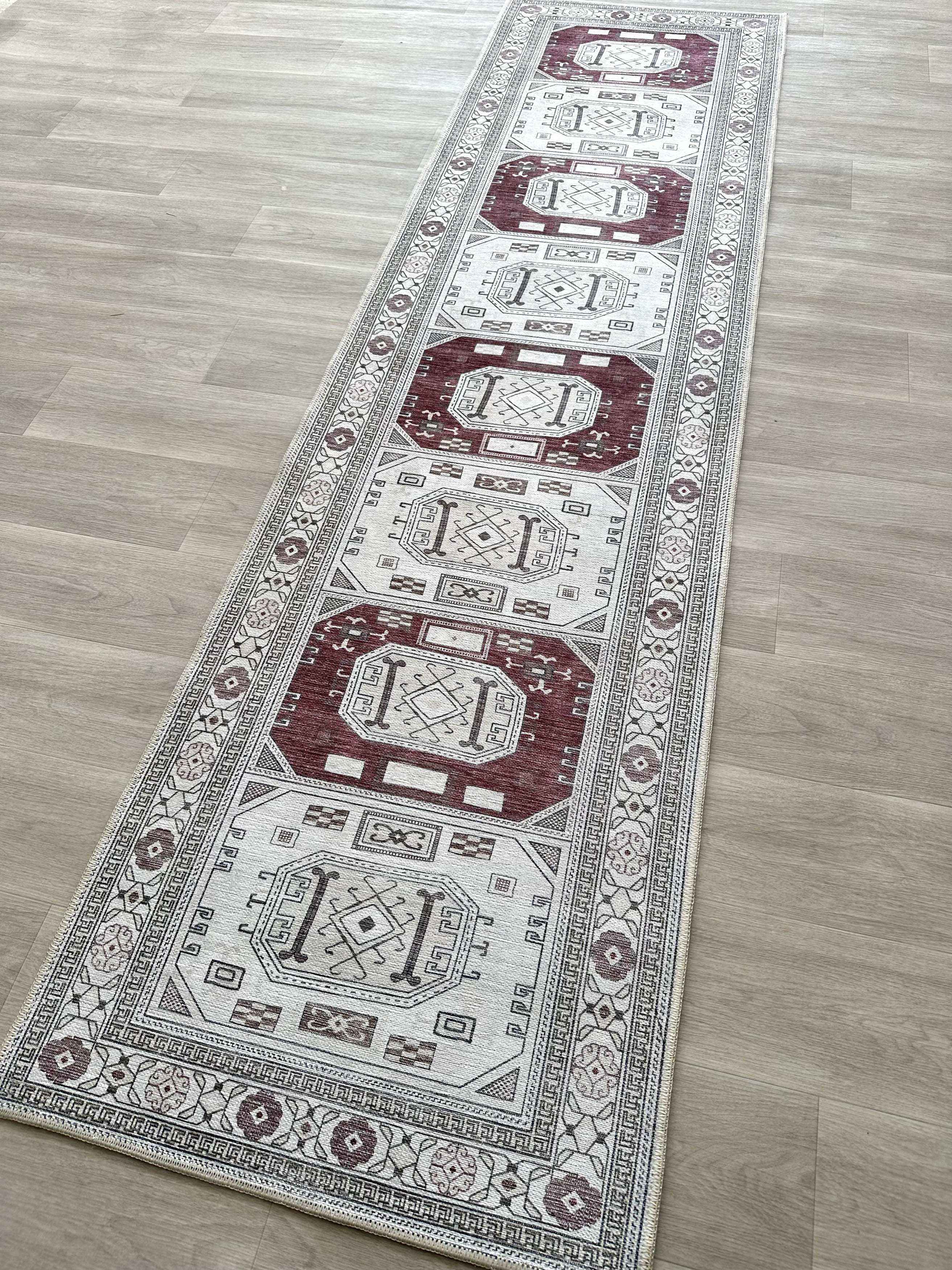 Geometrik Panel Desenli Krem ve Bordo Etnik Halı