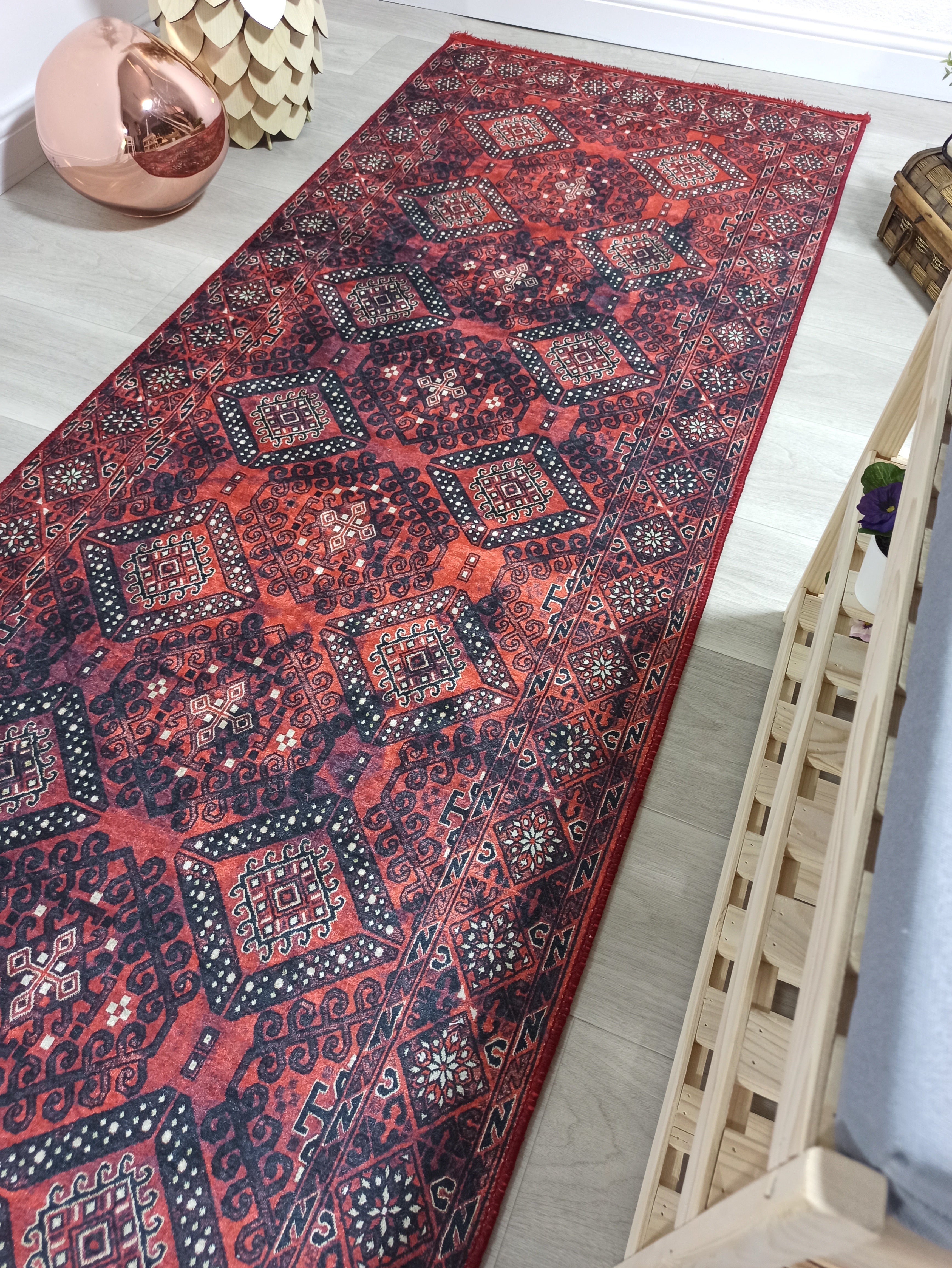Kırmızı Uşak Vintage Tarzı Koridor Halısı - Pera Halı