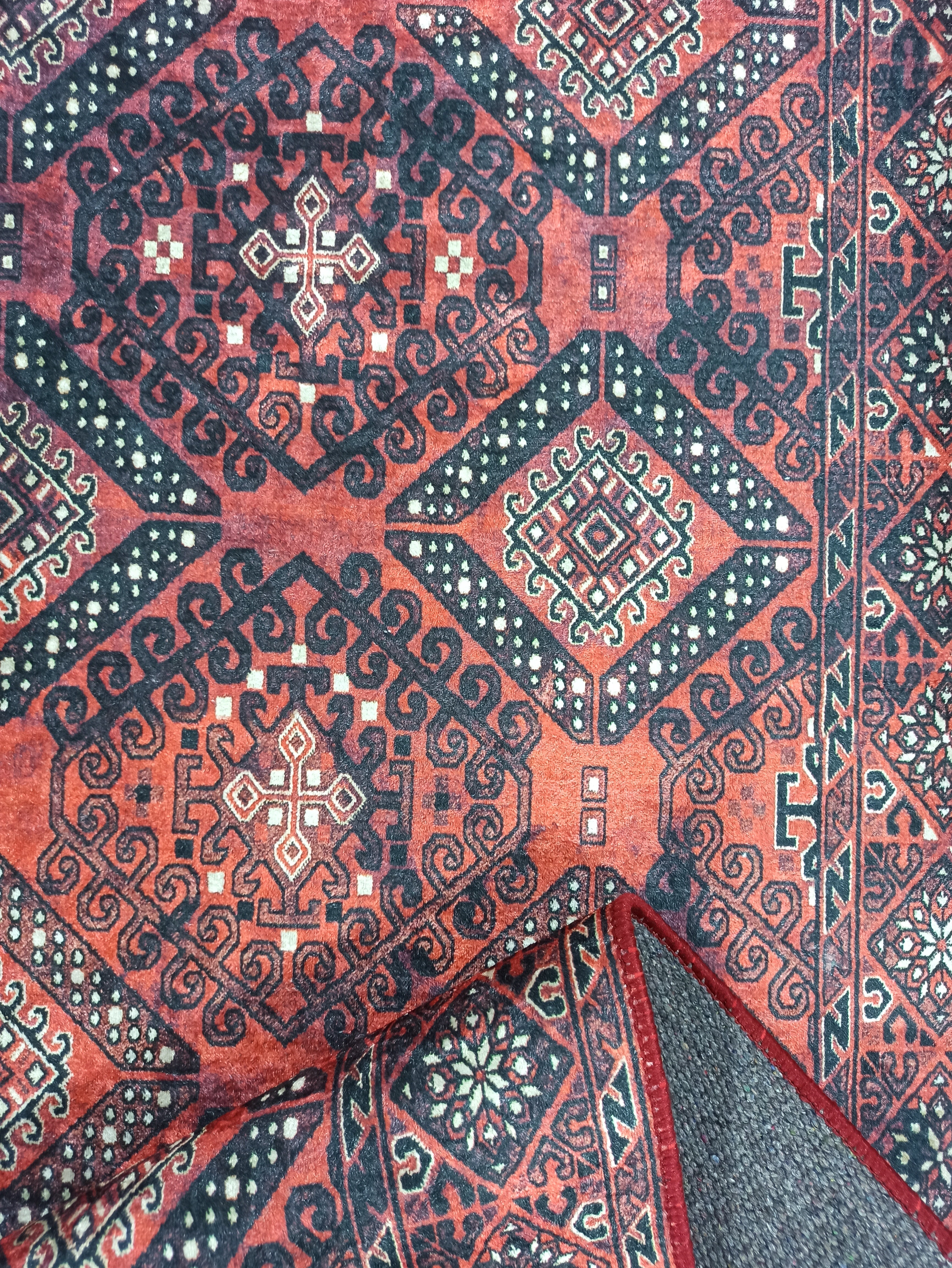 Kırmızı Uşak Vintage Tarzı Koridor Halısı - Pera Halı