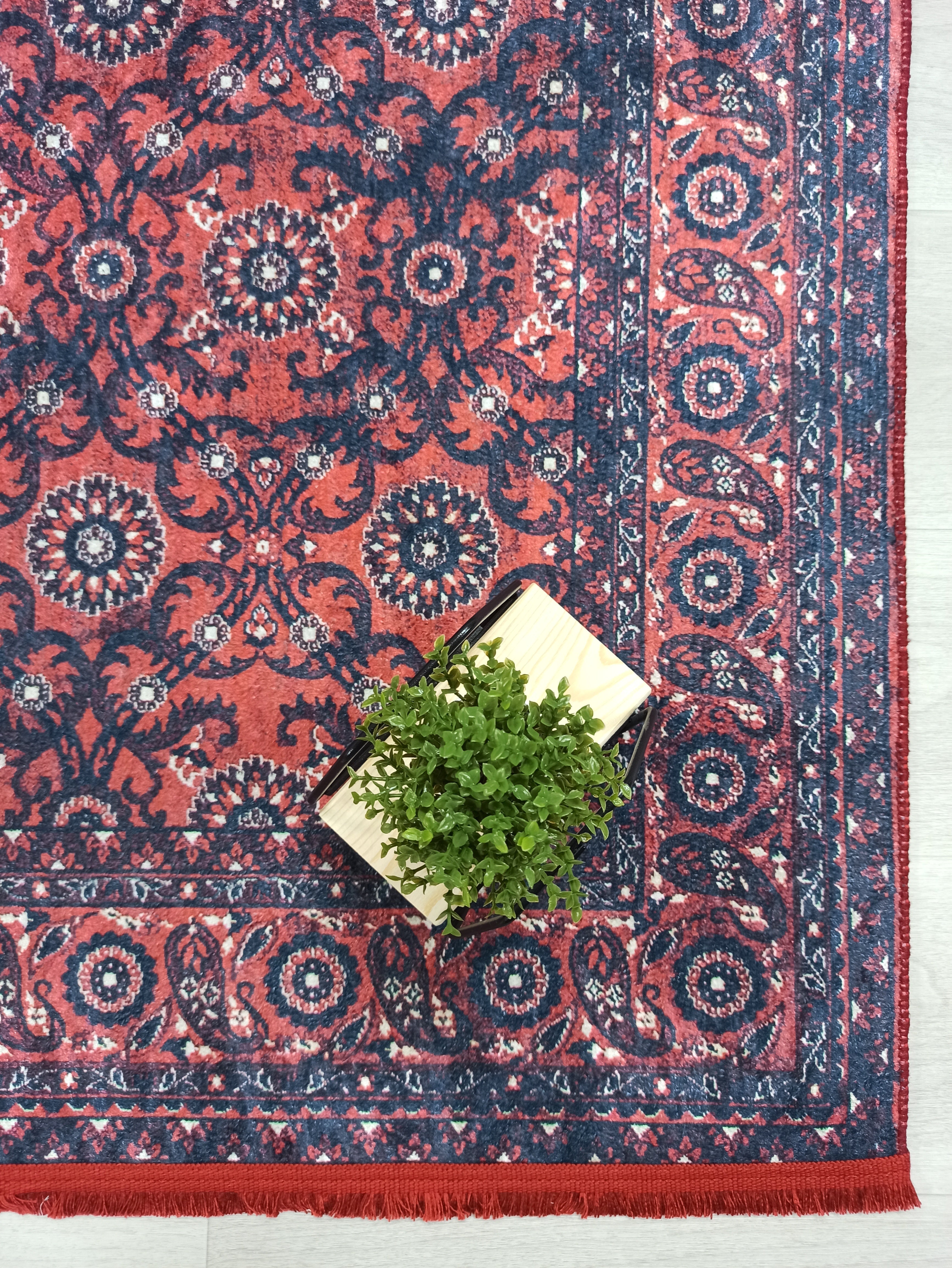 İran Kırmızı Uşak Vintage Tarzı Koridor Halısı - Pera Halı
