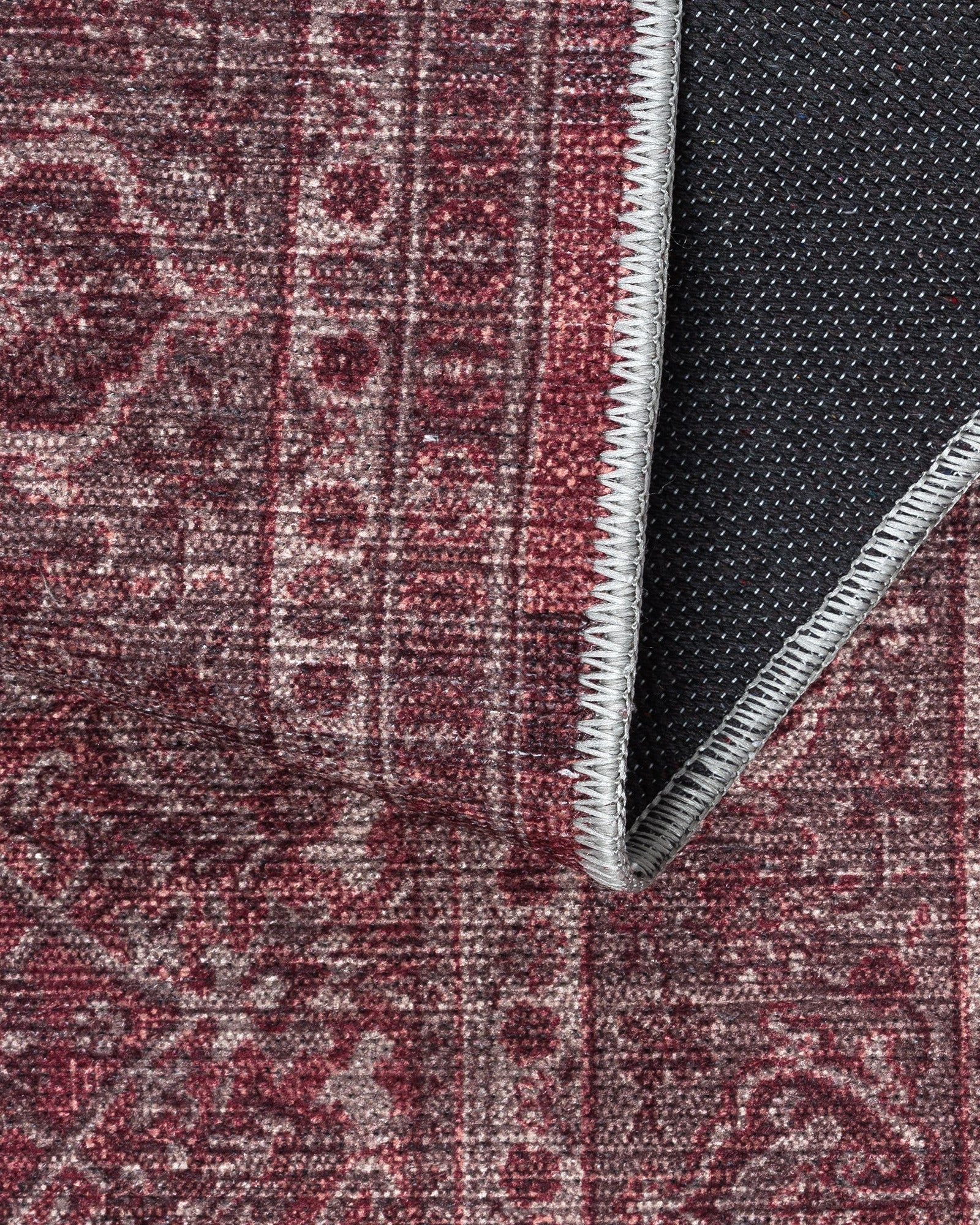 Geleneksel Floral Desenli Bordo Eskitme Halı - AR0999RR