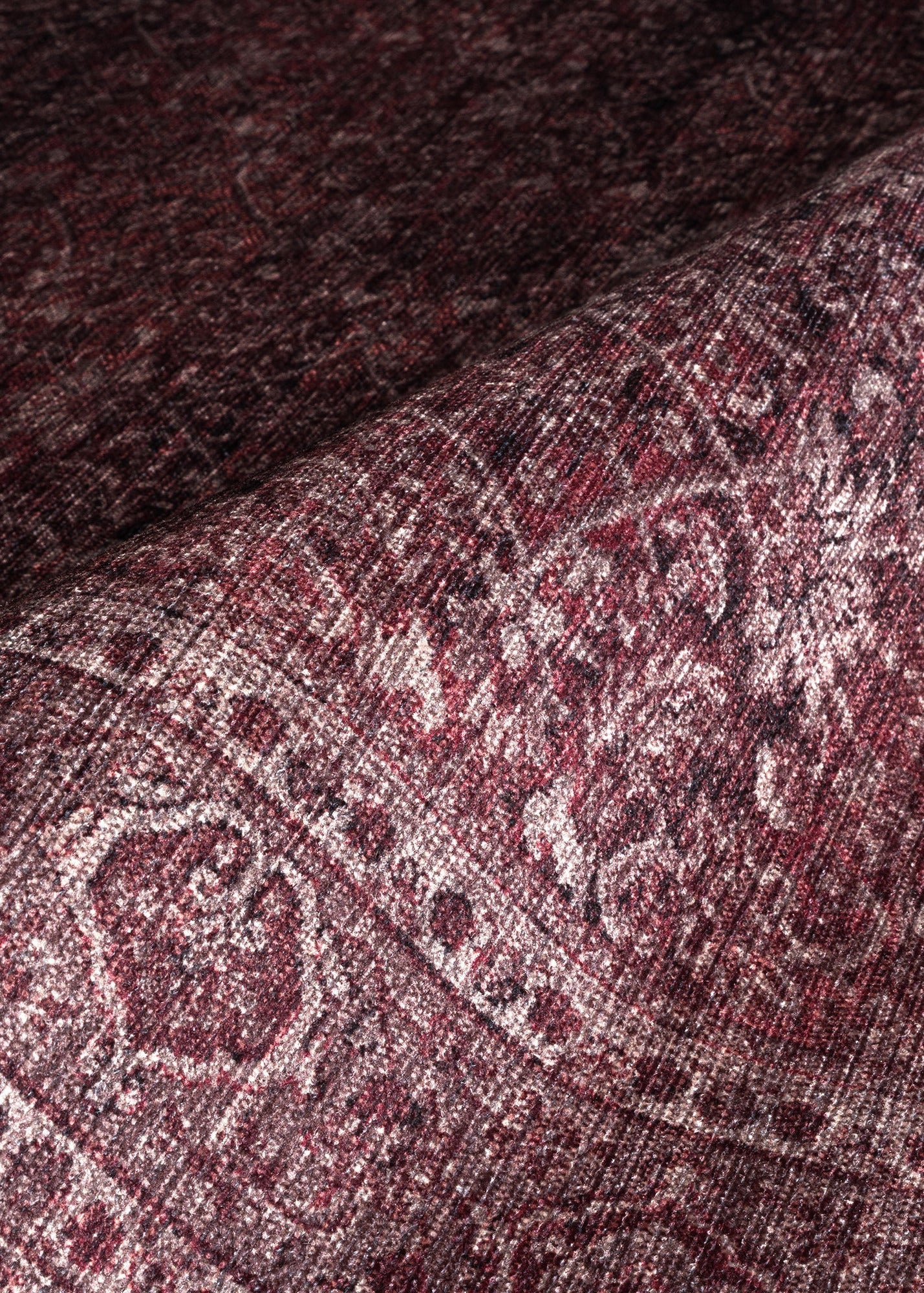 Geleneksel Floral Desenli Bordo Eskitme Halı - AR0999RR