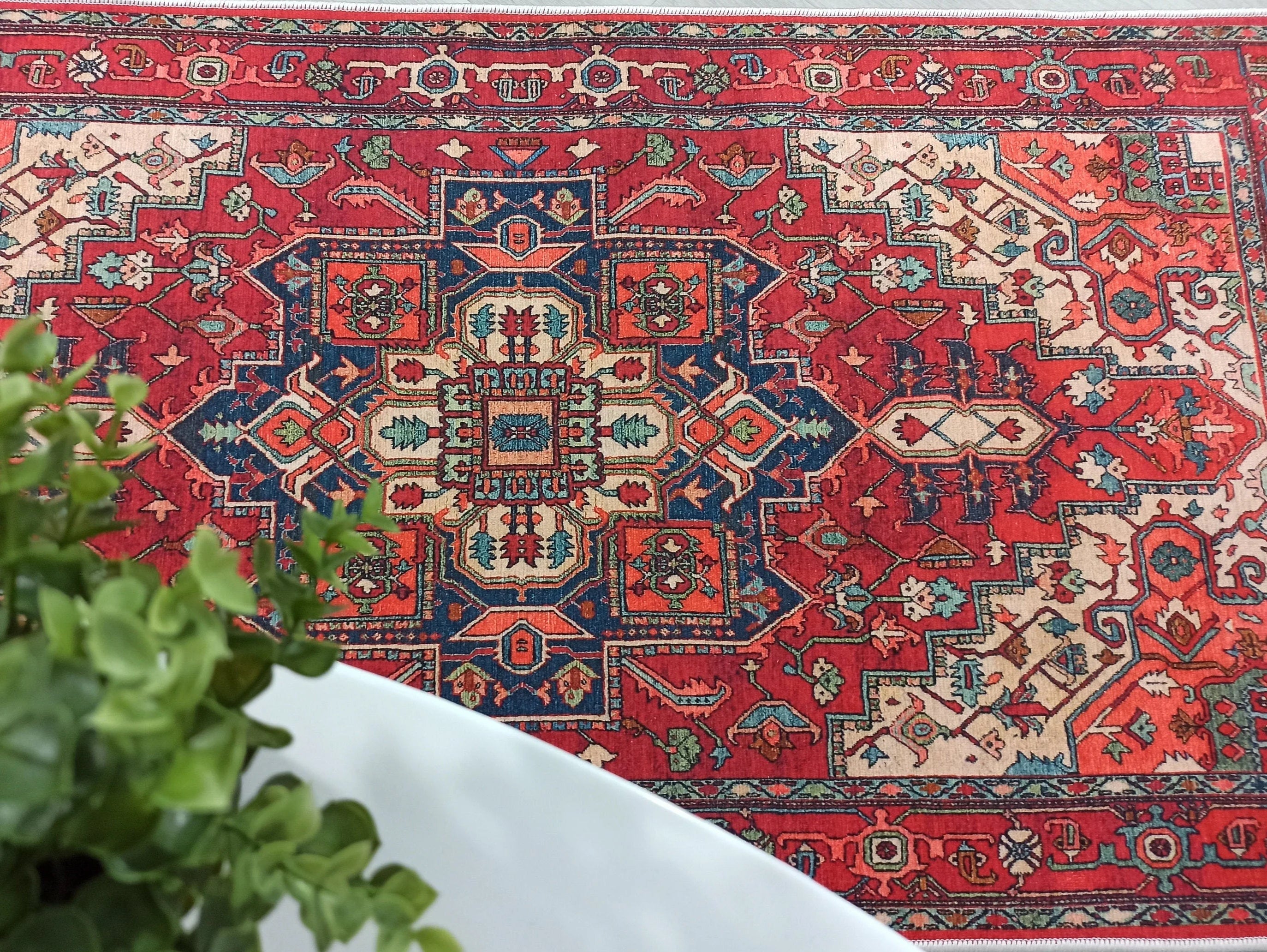 Grauer Vintage-Teppich mit geometrischem Muster