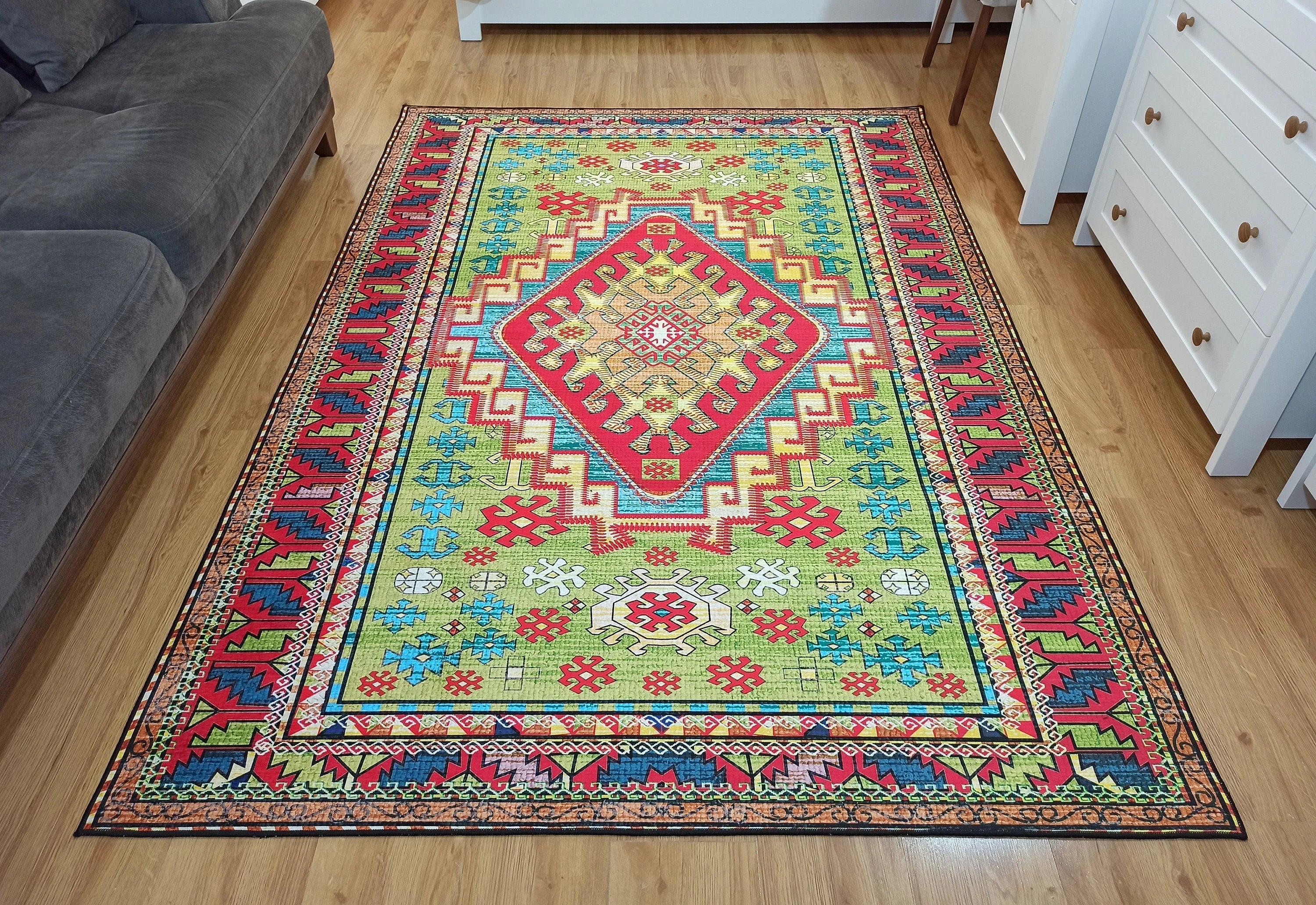 Gray Geometric Patterned Vintage Carpet