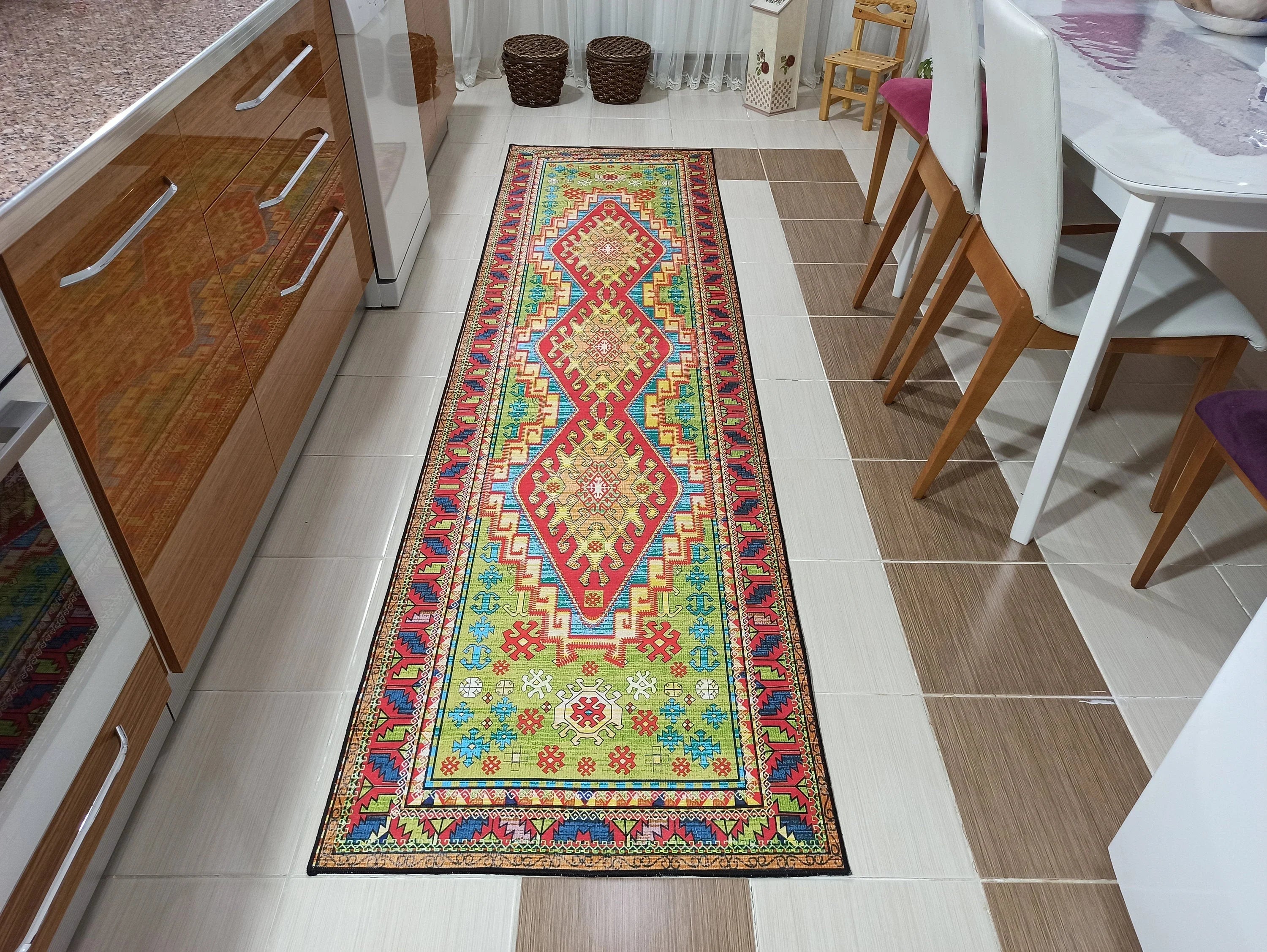 Gray Geometric Patterned Vintage Carpet