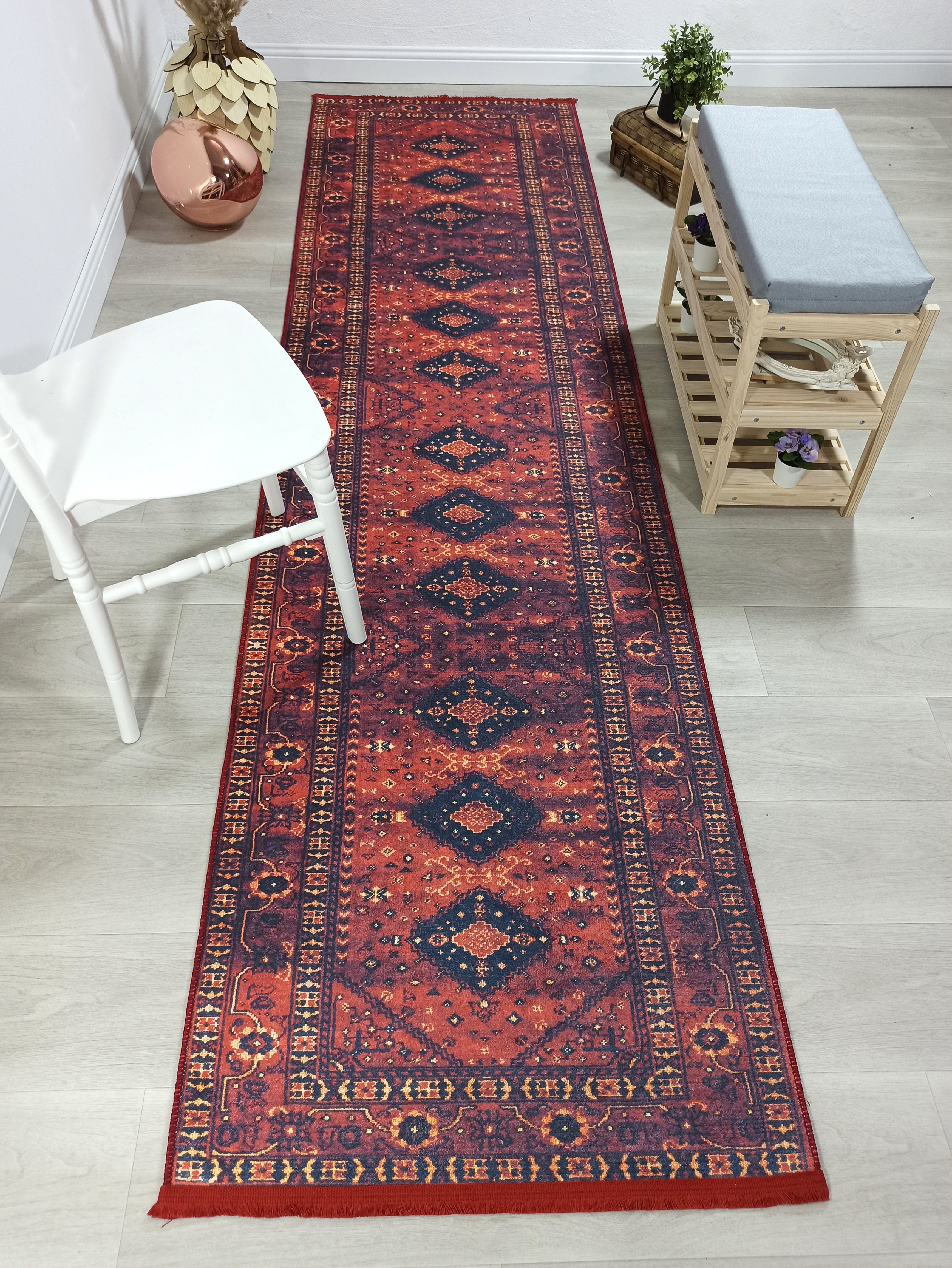 Kırmızı Lacivert Geometrik Desenli Halı - Pera Halı