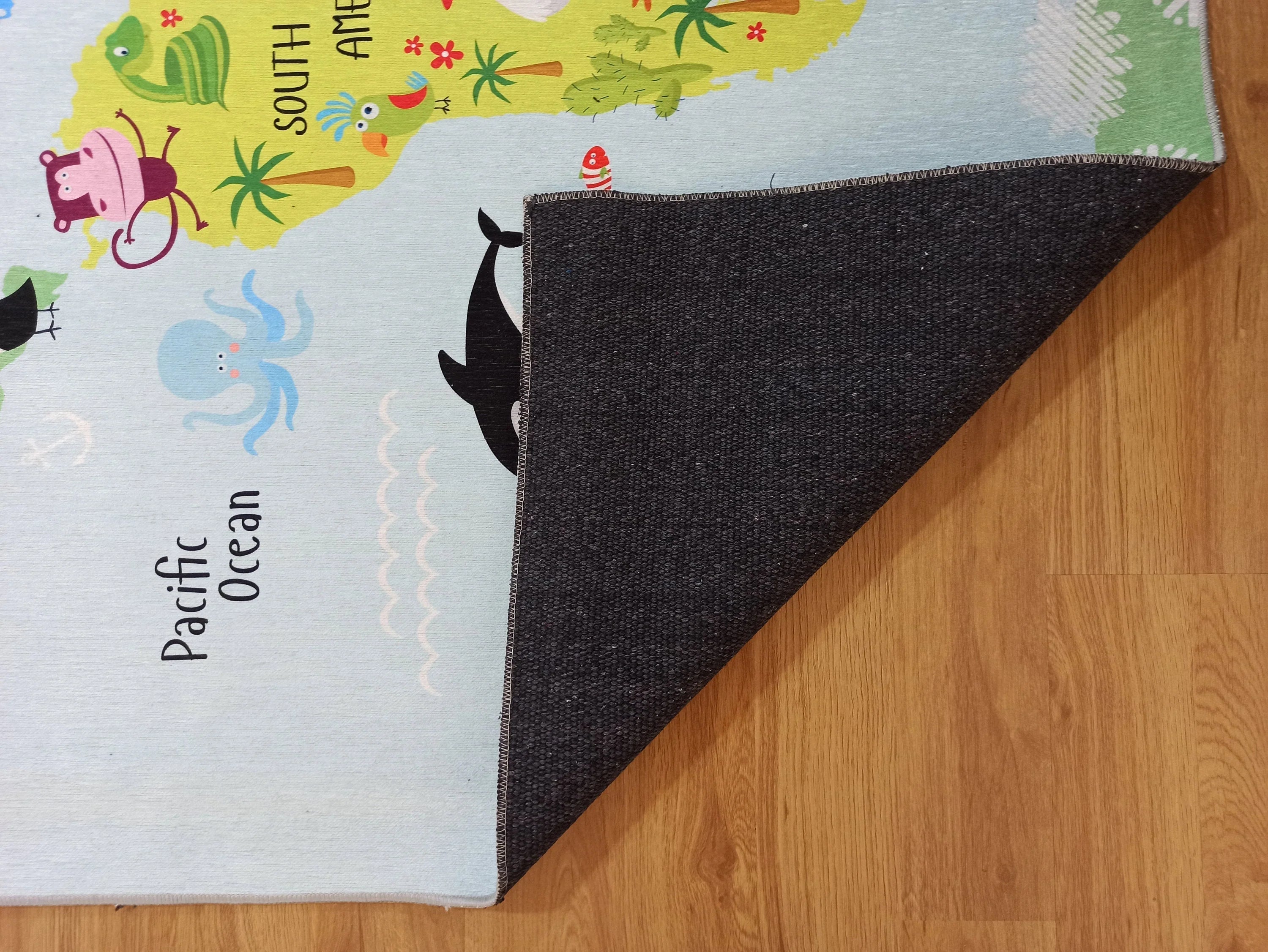 Gray Geometric Patterned Vintage Carpet
