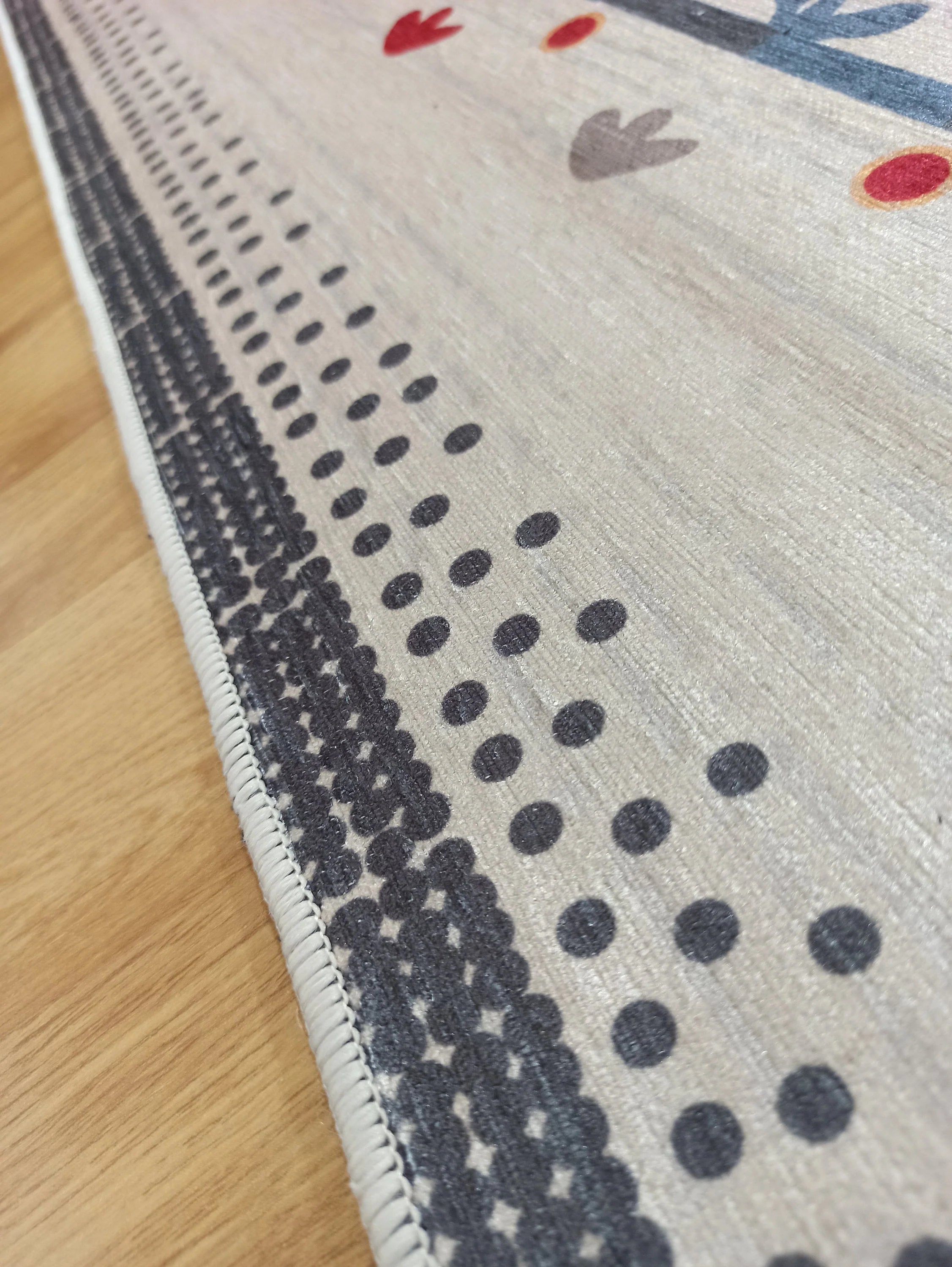 Gray Geometric Patterned Vintage Carpet - CLEARANCE - 12664OU
