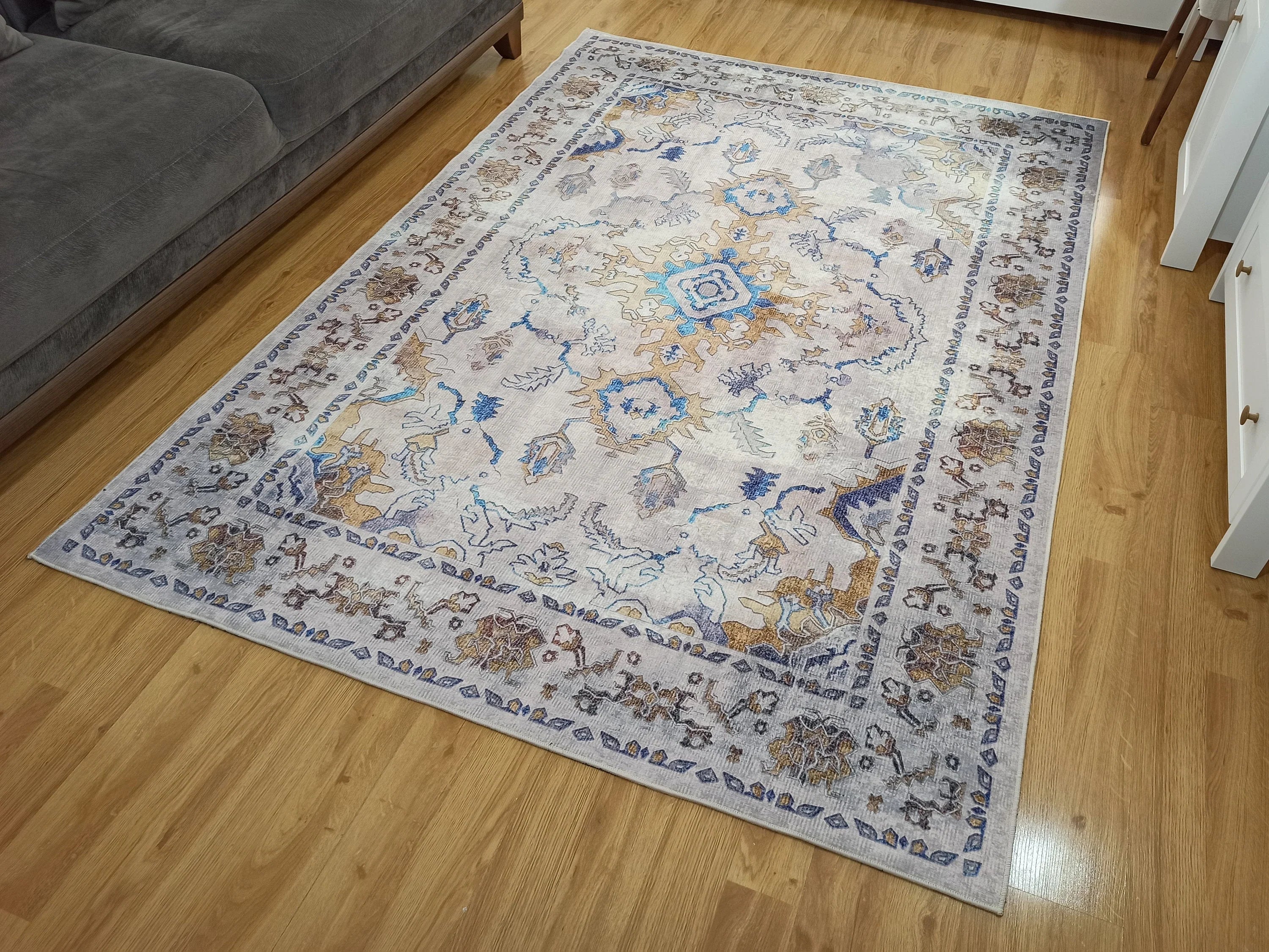 Gray Geometric Patterned Vintage Carpet - CLEARANCE - 12791OU