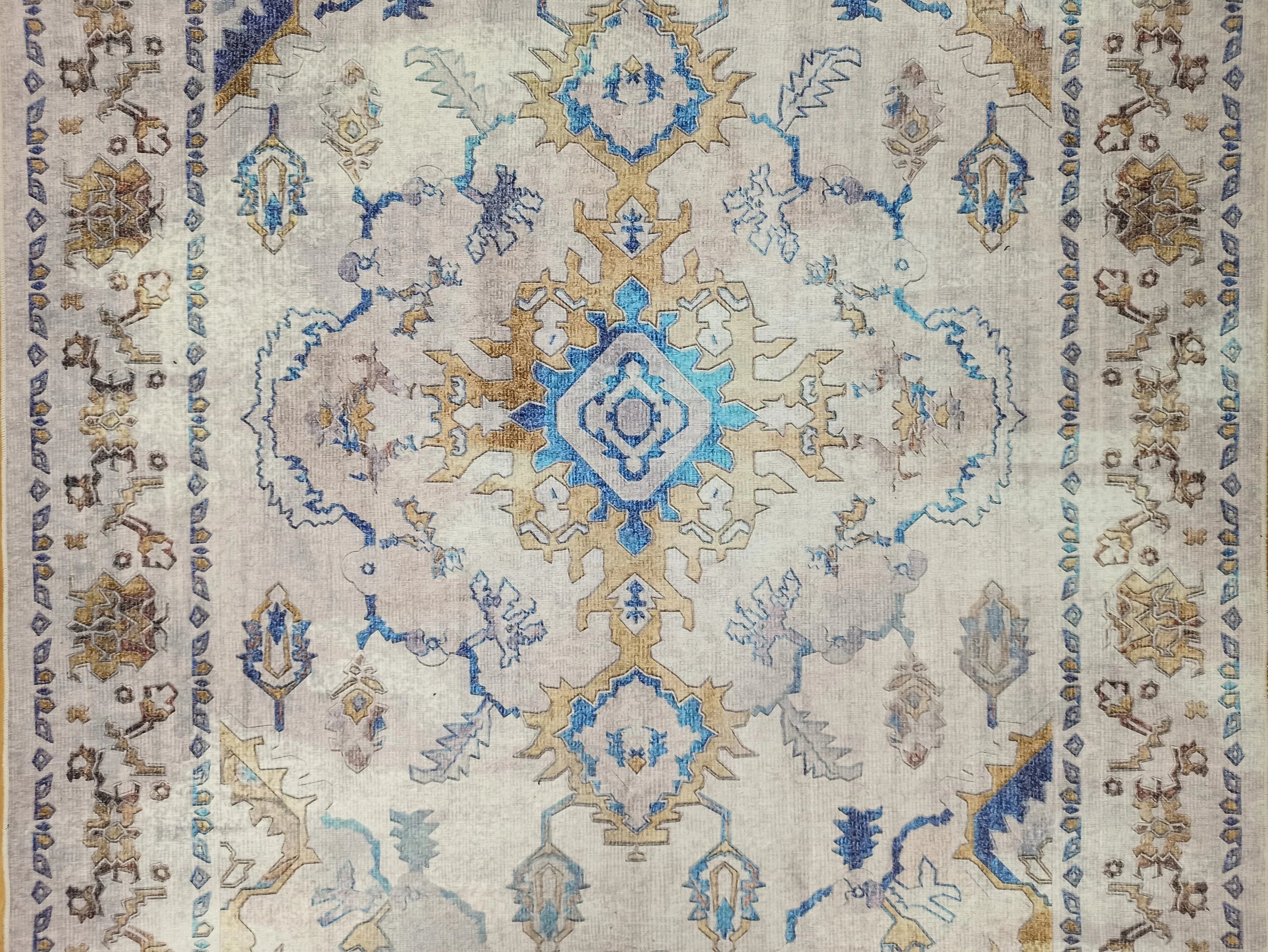 Gray Geometric Patterned Vintage Carpet - CLEARANCE - 12791OU