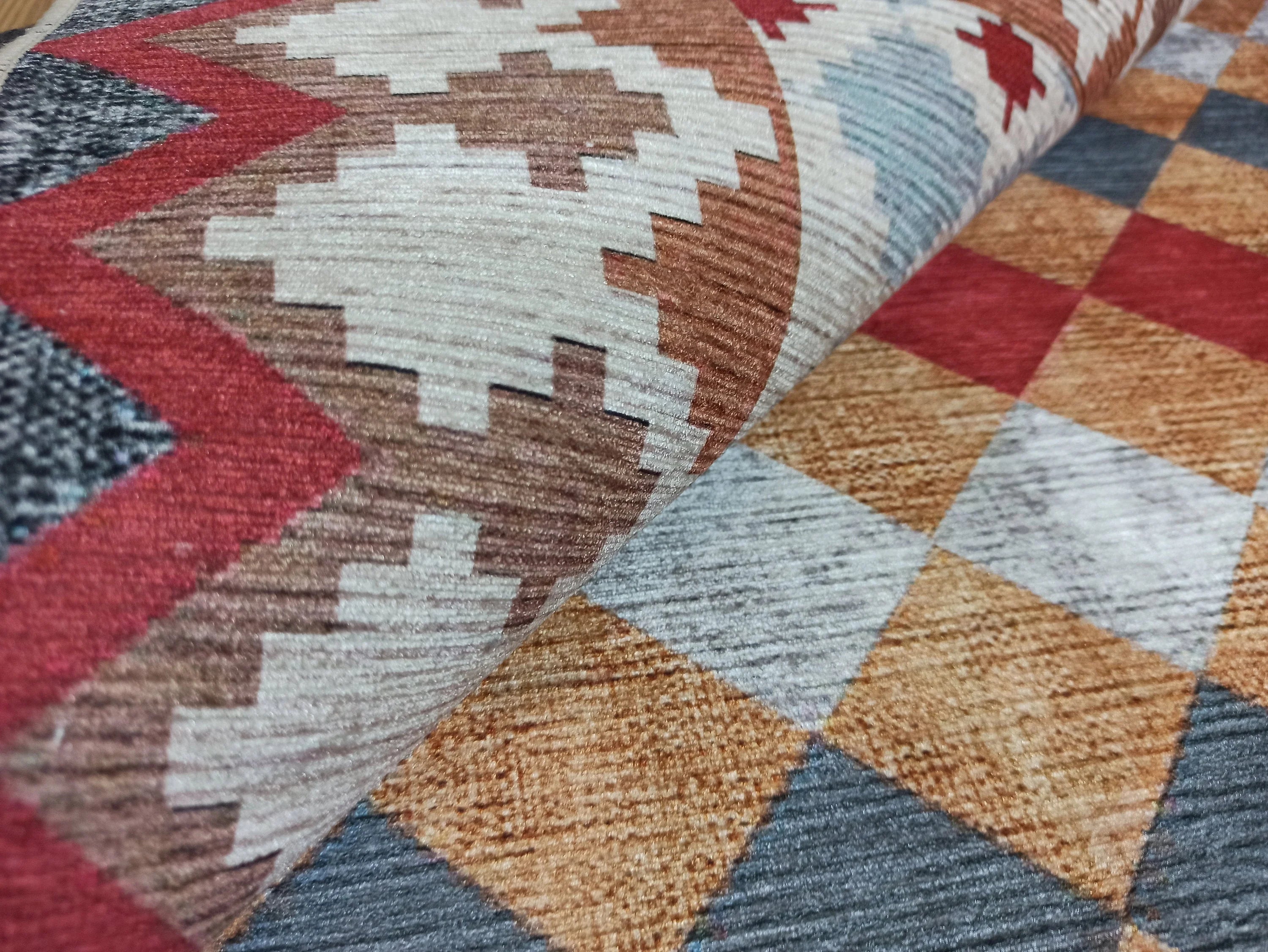 Gray Geometric Patterned Vintage Carpet - CLEARANCE - 12882OU