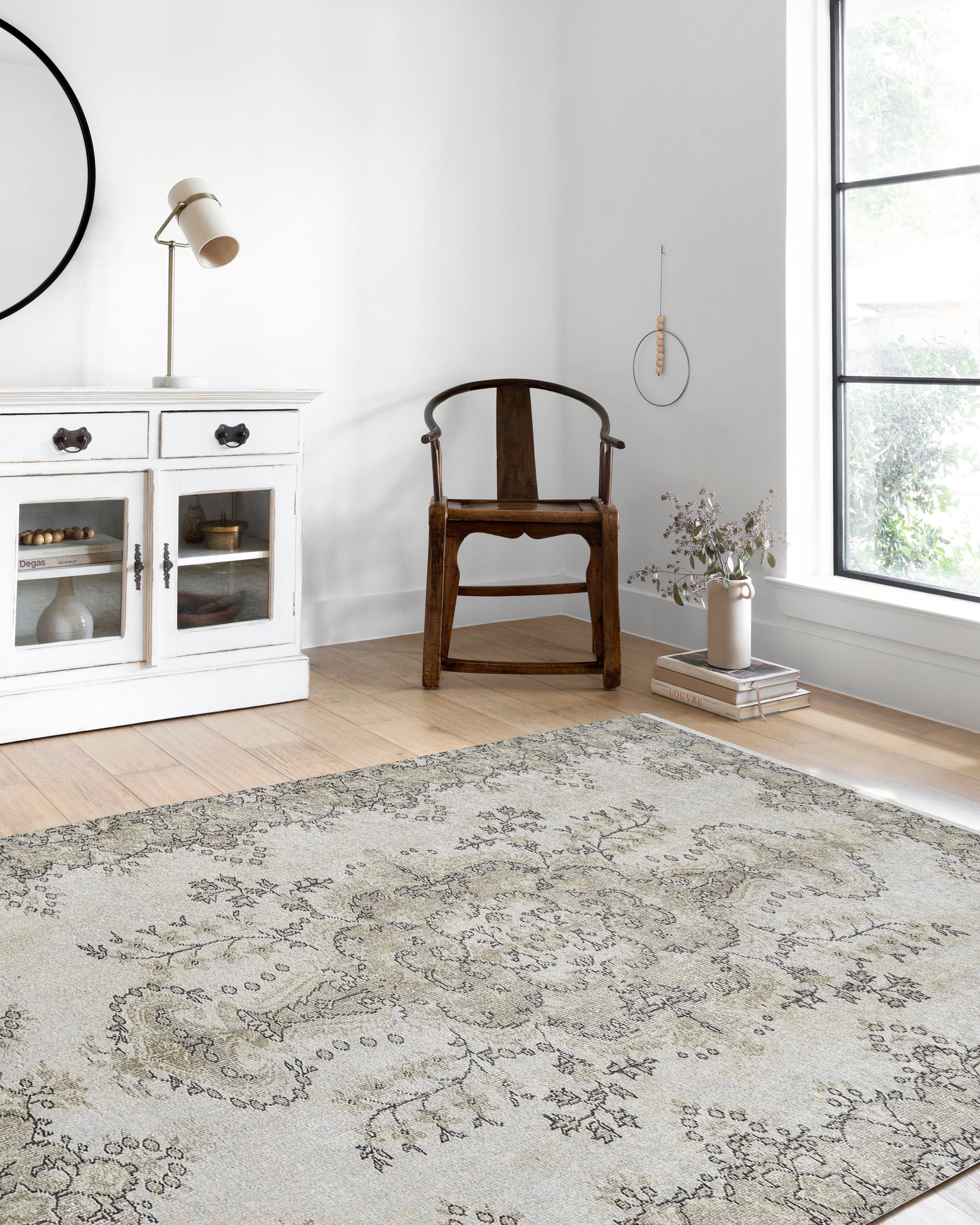 Açık Gri Yeşil Klasik Desenli Vintage Halı