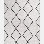 Siyah ve Beyaz Çizgili Elmas Desenli Halı - OTRP11350