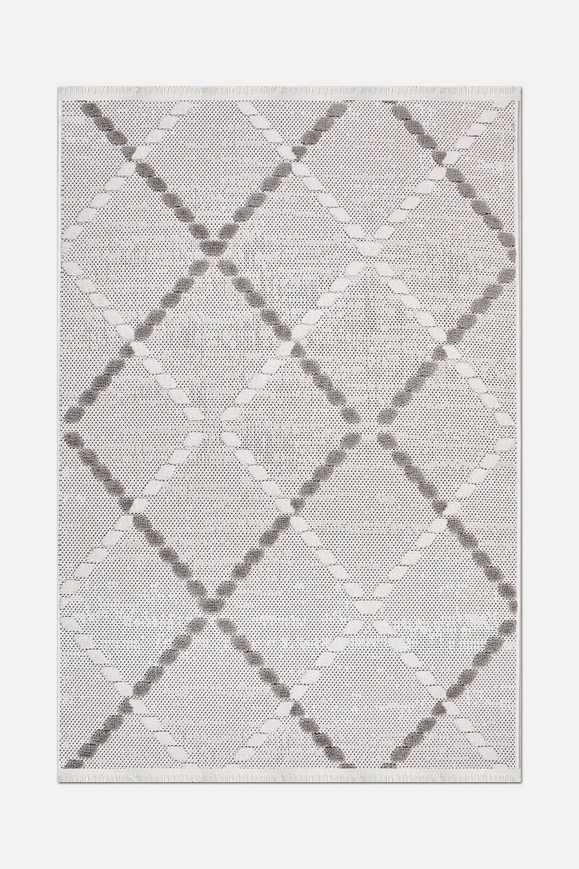 Gri ve Beyaz Zincir Elmas Desenli Halı