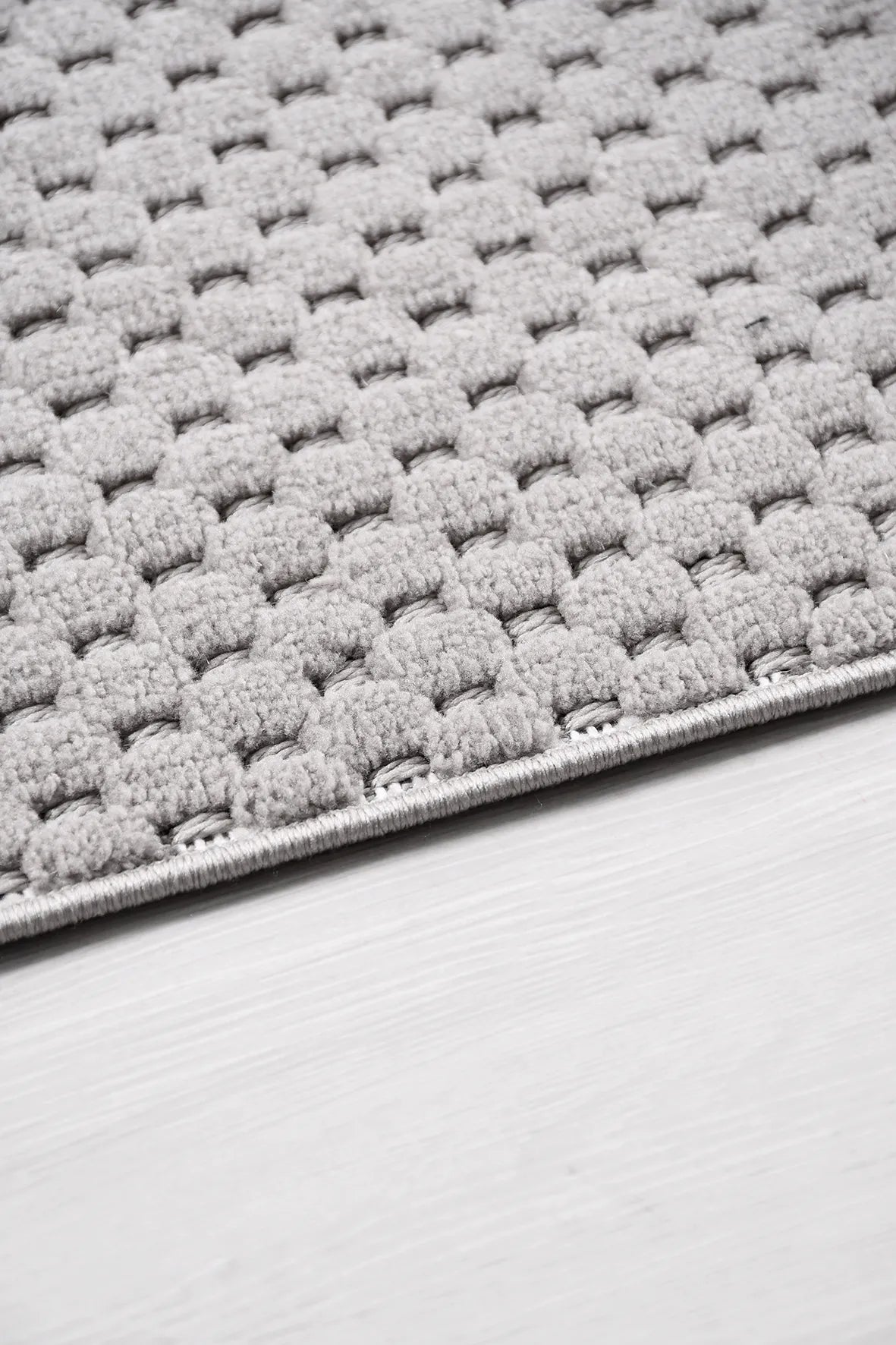 Gri ve Gümüş Petek Dokulu Minimalist Halı