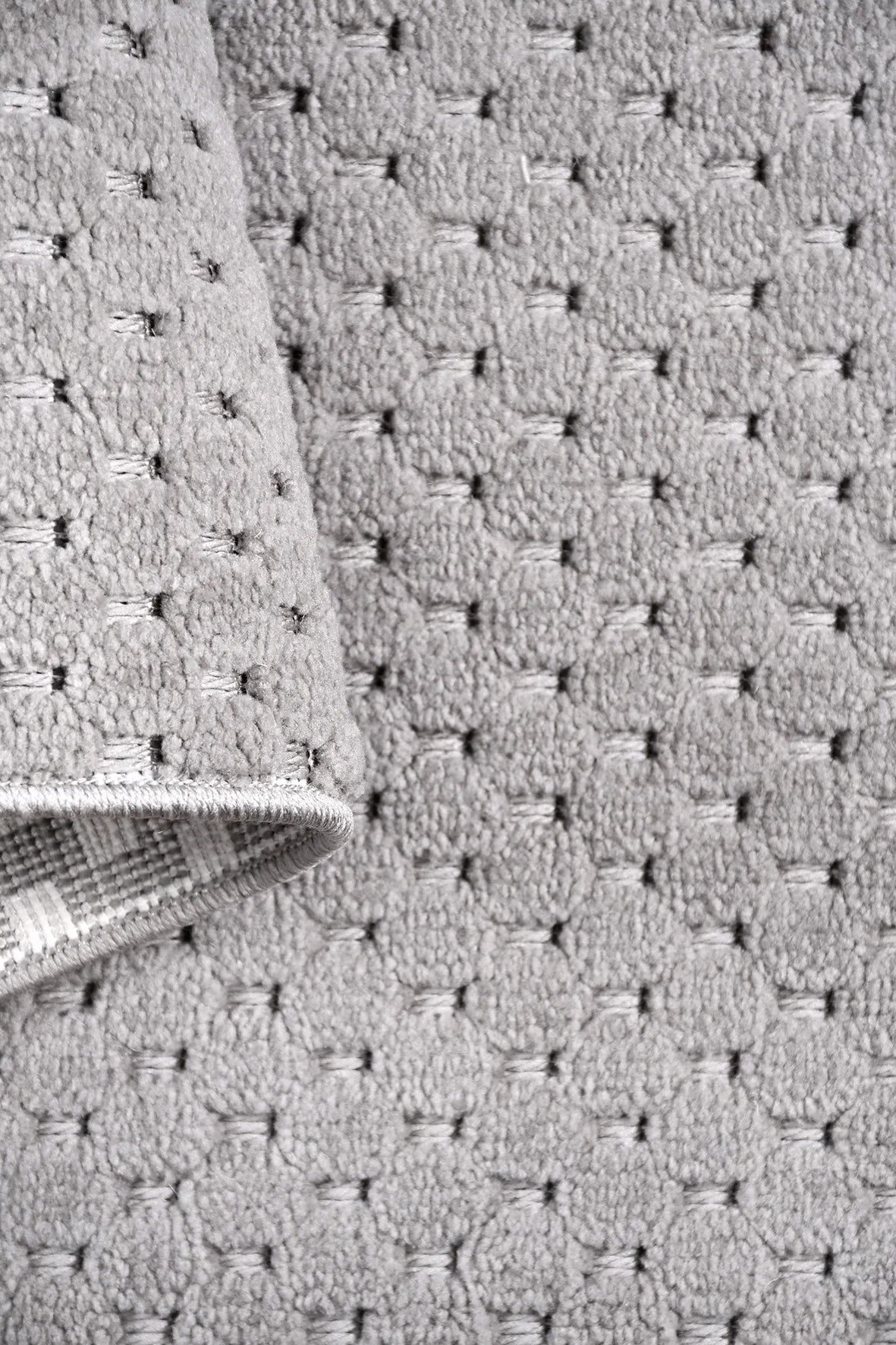 Gri ve Gümüş Petek Dokulu Minimalist Halı