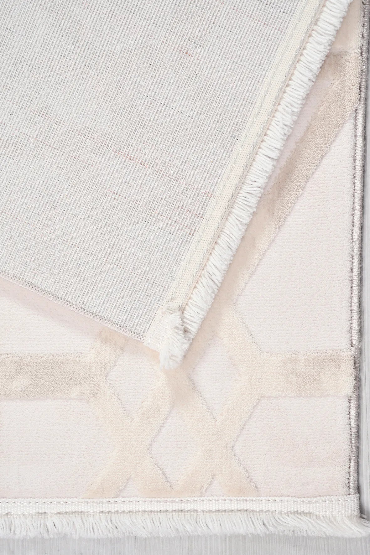 Krem ve Vizon Kafes Desenli Halı