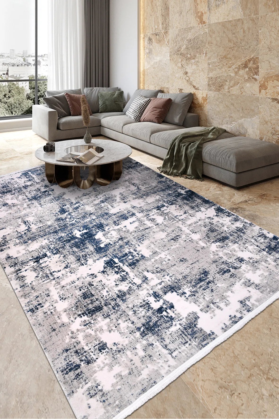 Lacivert ve Gri Soyut Eskitme Desenli Halı