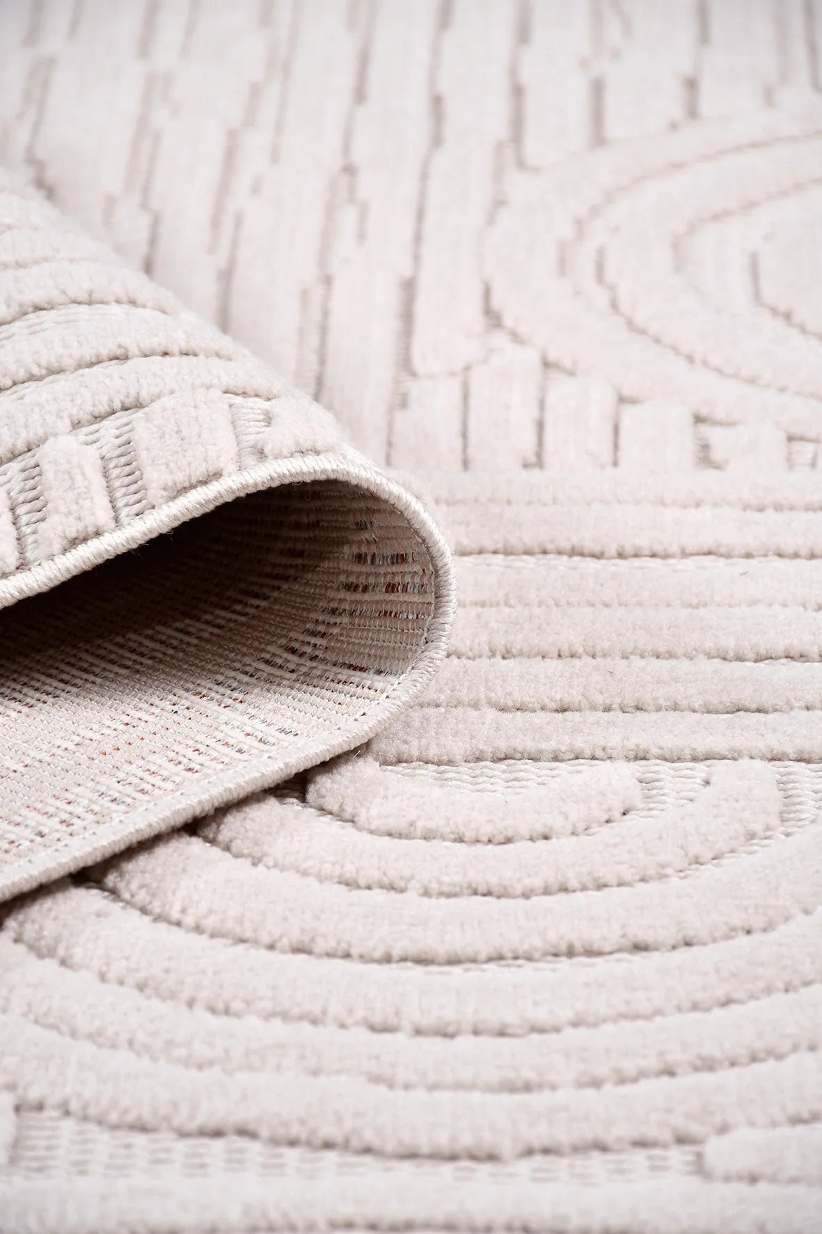 White Labyrinth Rug Texture Off-white Geometric Labyrinth Modern Rug – Pera Halı