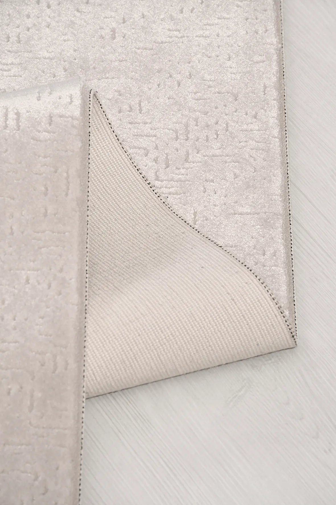 Bej Eskitme Dokulu Modern Halı