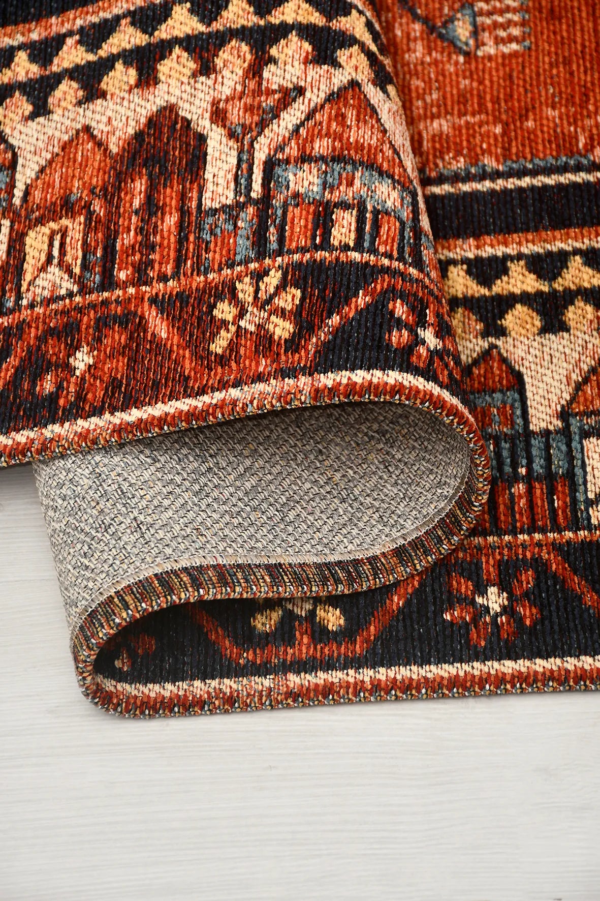 Kiremit Çiçek Motifli Vintage Saçaklı Kilim