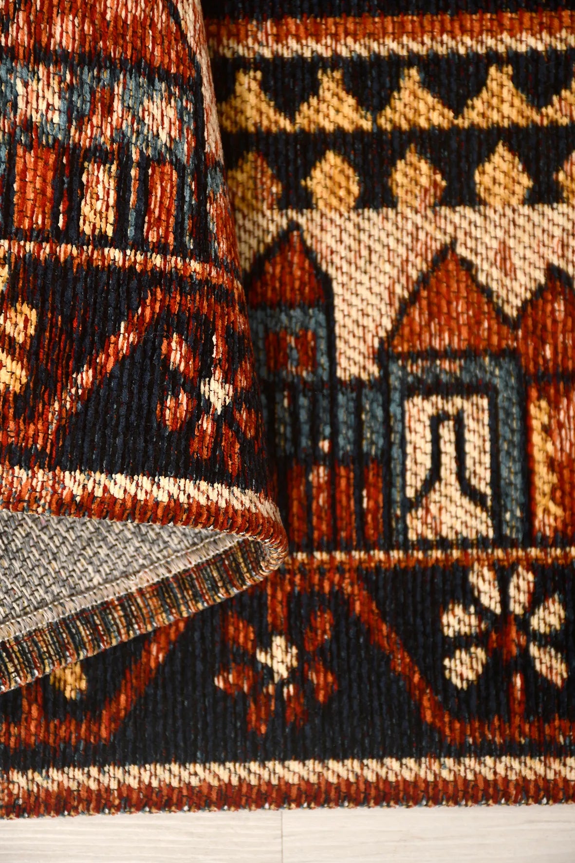 Kiremit Çiçek Motifli Vintage Saçaklı Kilim