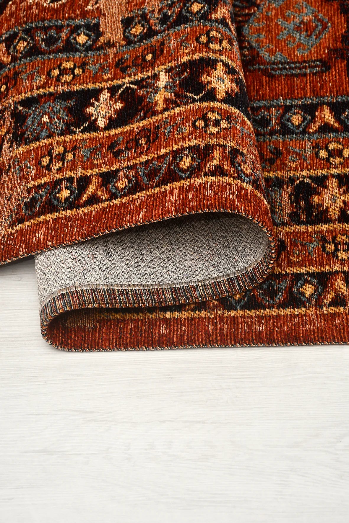Kiremit Bordürlü Vintage Saçaklı Kilim