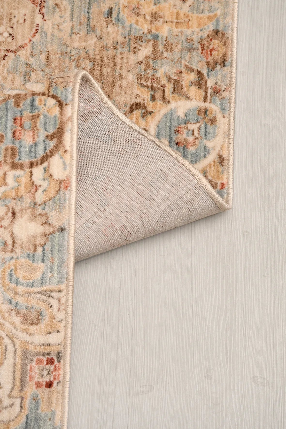 Mavi ve Bej Vintage Çiçek Desenli Halı
