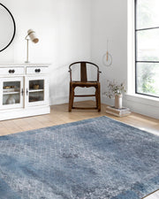 Geometrischer schwarzgrauer Teppich