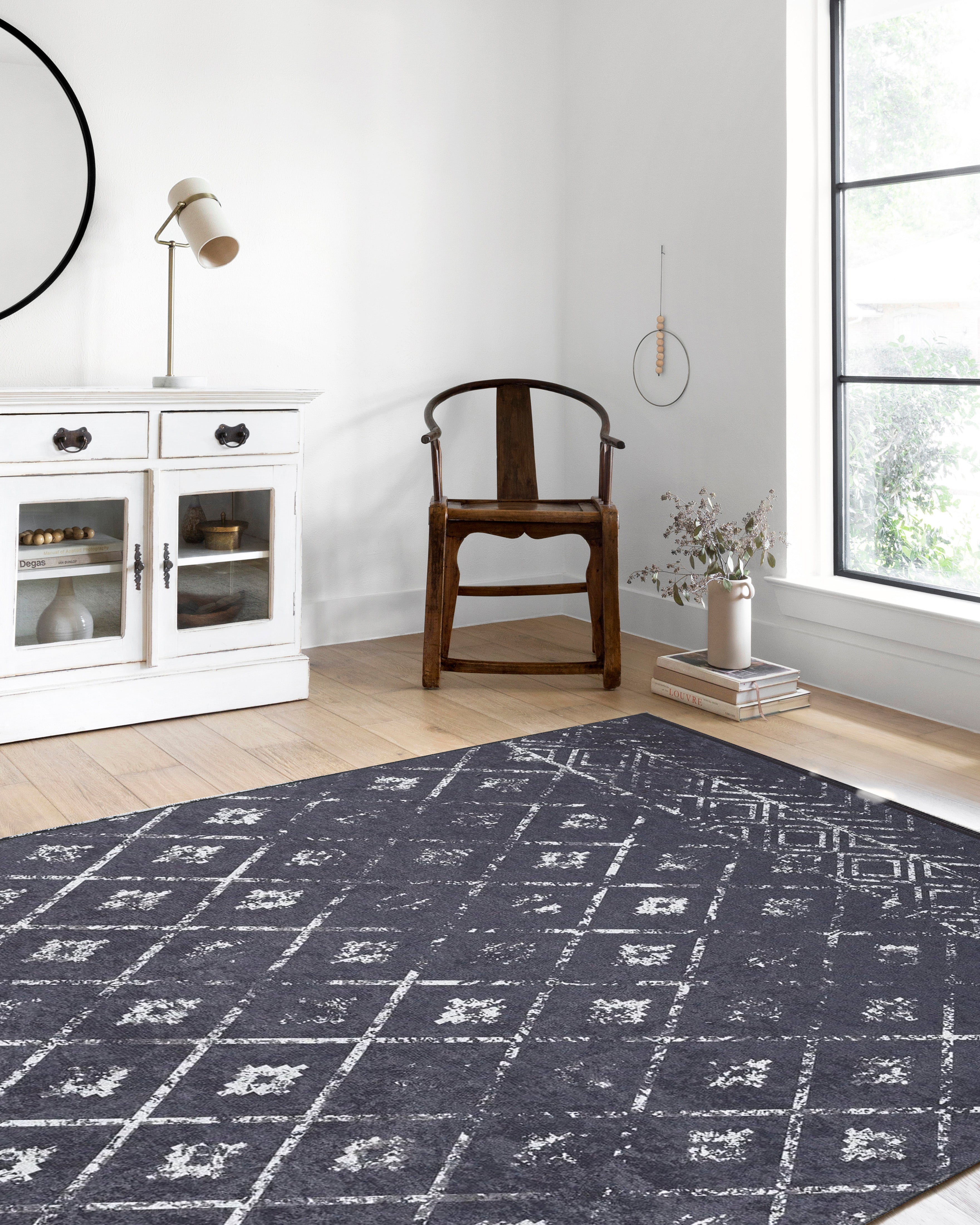 Siyah Gri Geometrik Antika Benzersiz Vintage Halı - Pera Halı