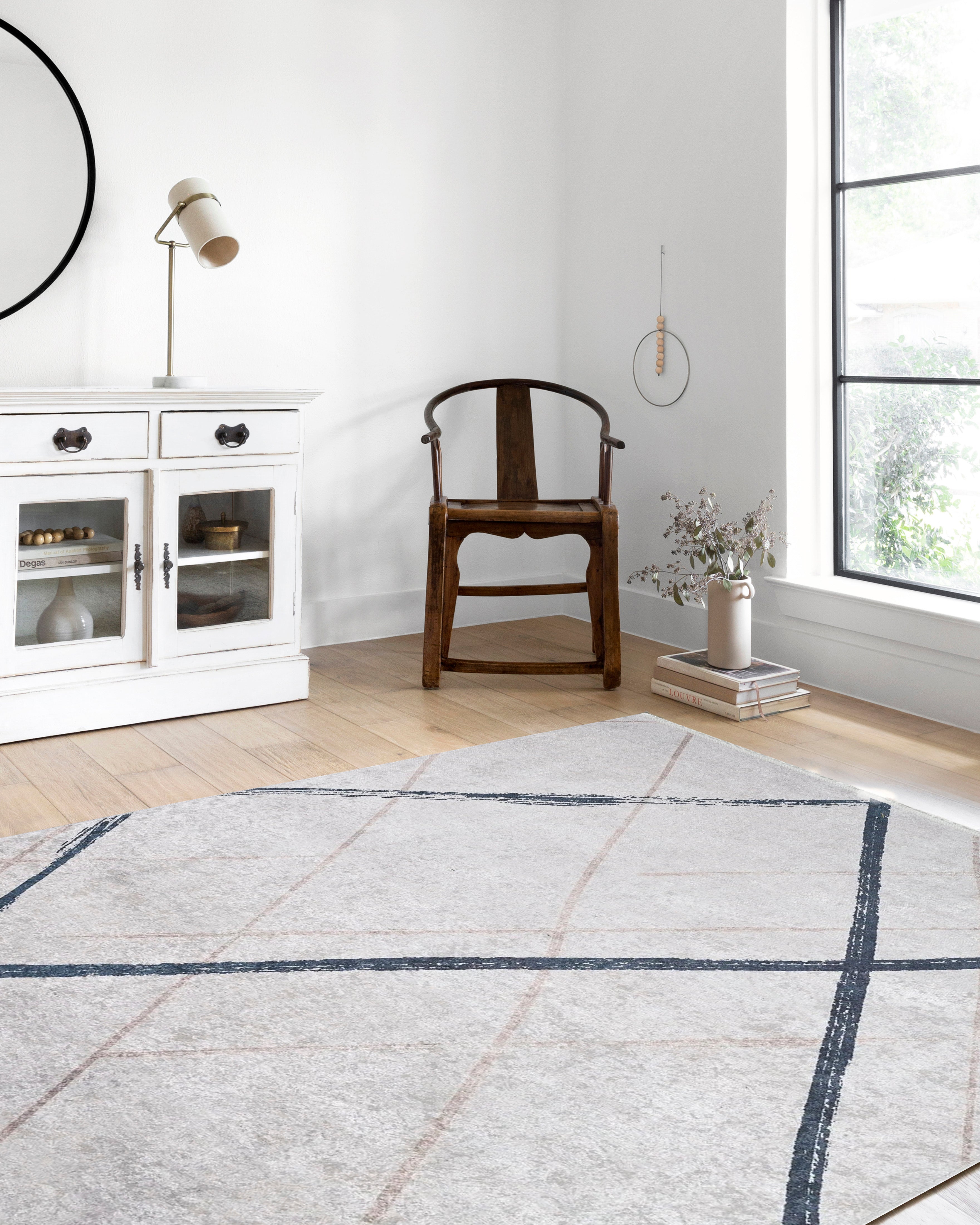 Bej Krem Siyah Fırça Darbeli Çizgili Halı