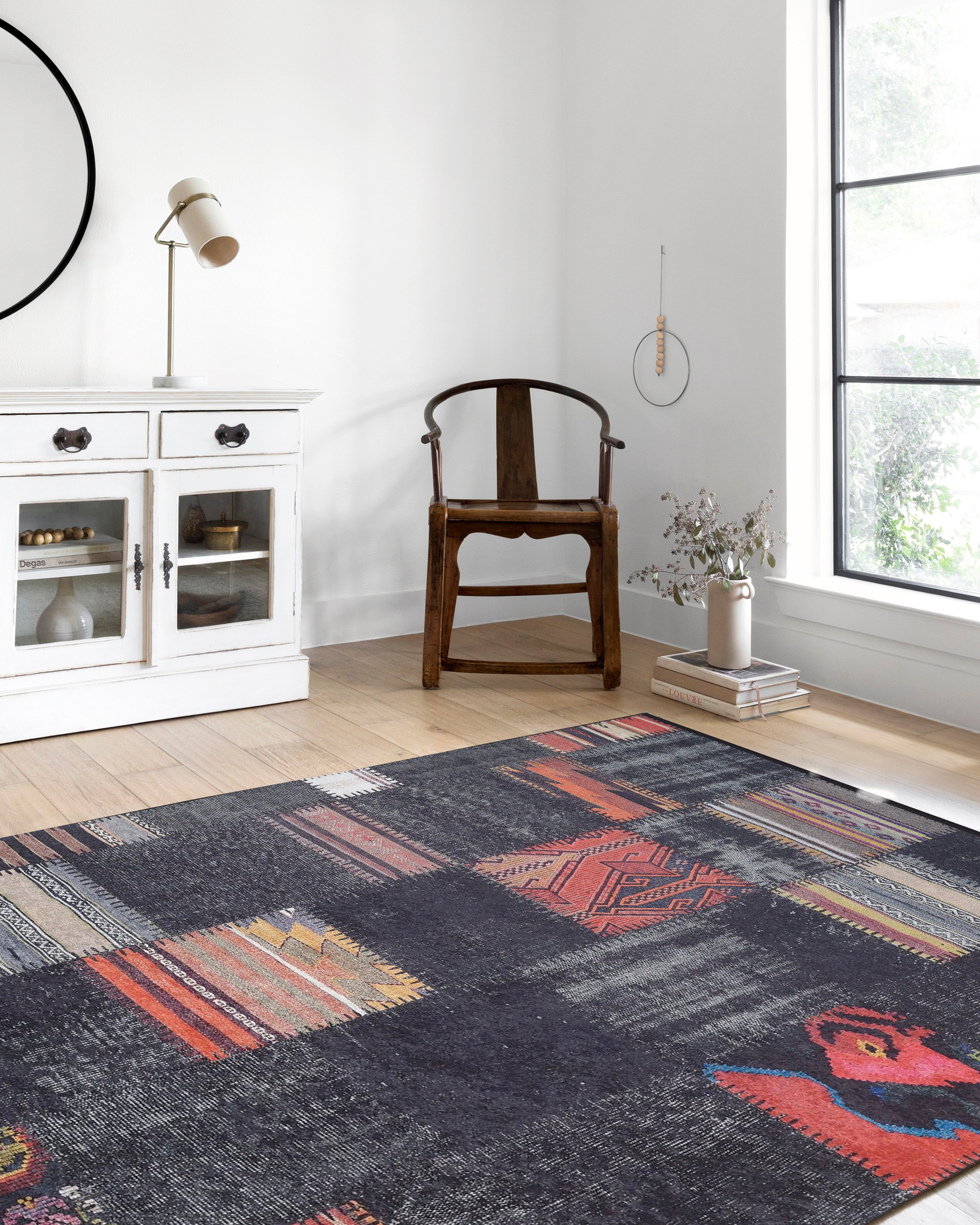 Blassrosa, cremebeige, geometrisch gemusterter Kelim-Teppich