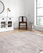 Blassrosa, cremebeige, geometrisch gemusterter Kelim-Teppich