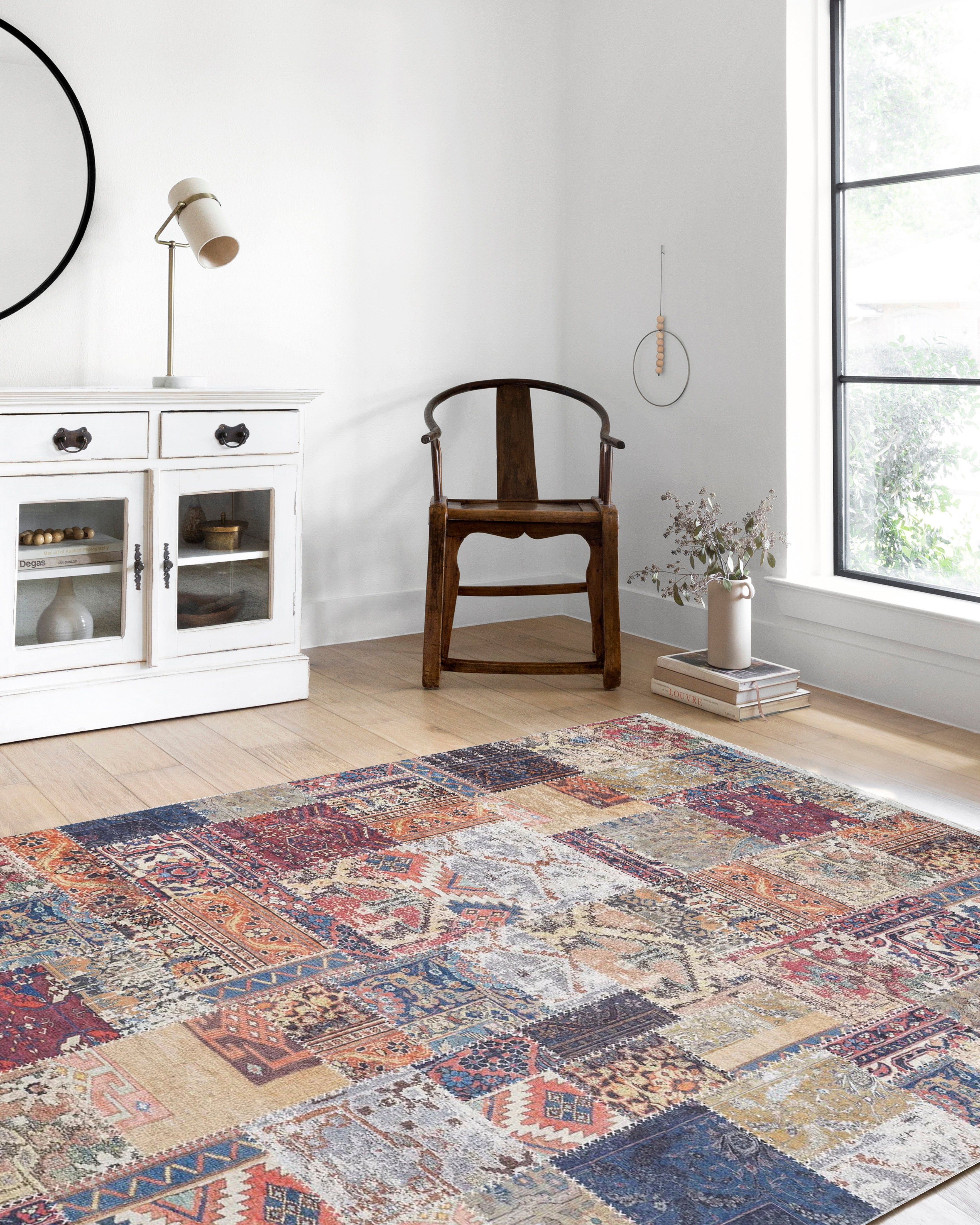 Blassrosa, cremebeige, geometrisch gemusterter Kelim-Teppich