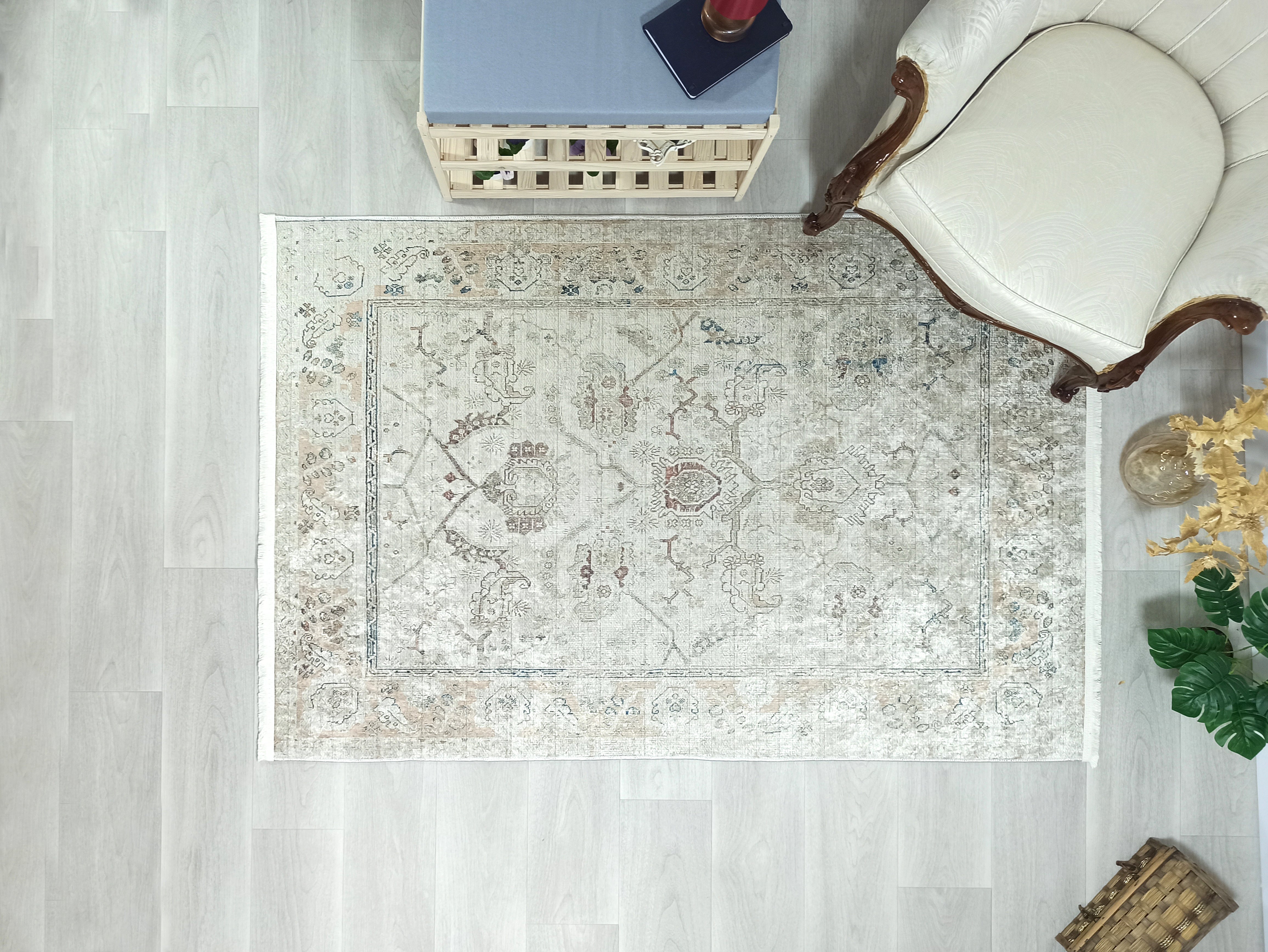Uşak Doğal Bej Vintage Halı - Pera Halı