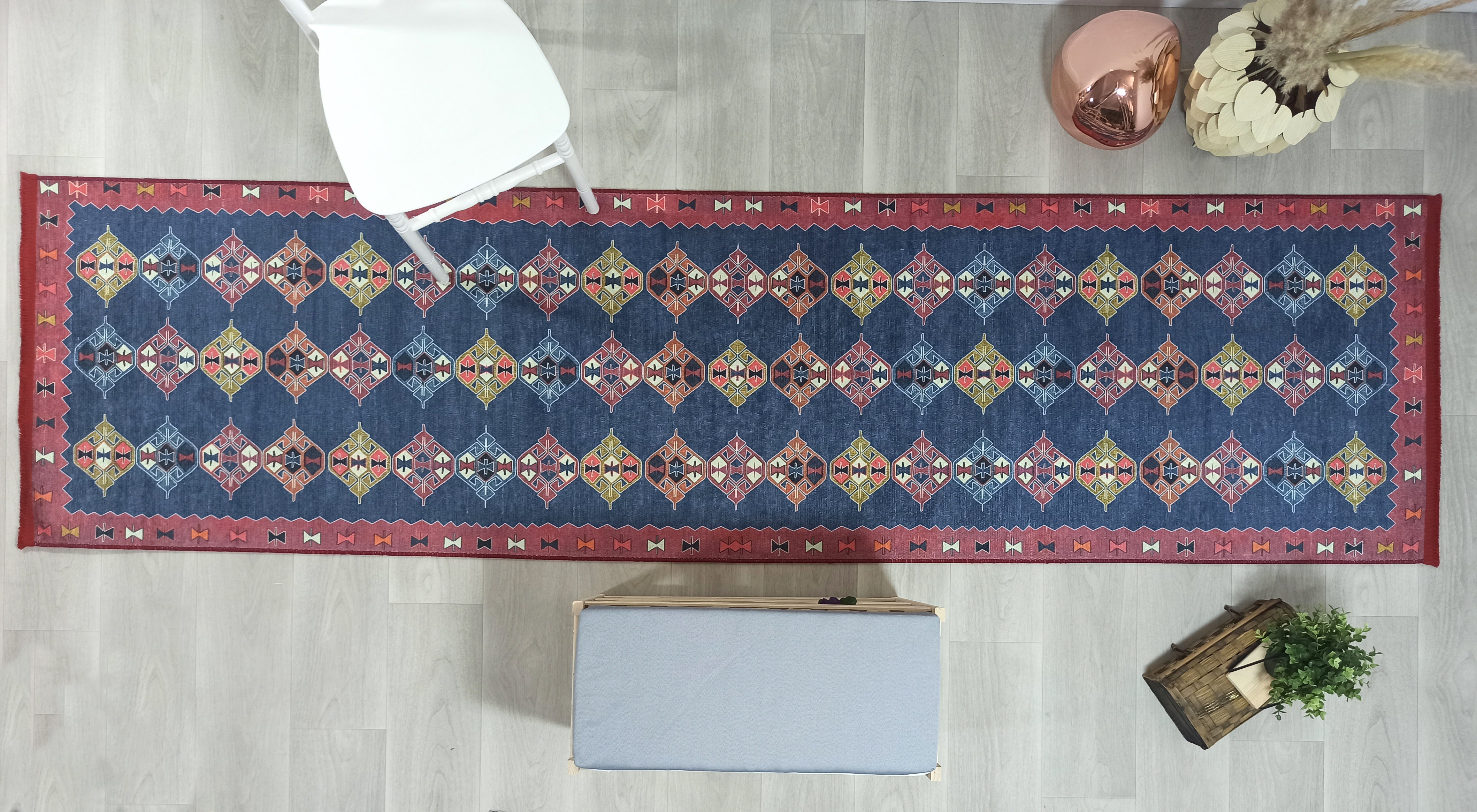 İran Etnik Desenli Mavi Kırmızı Halı - Pera Halı