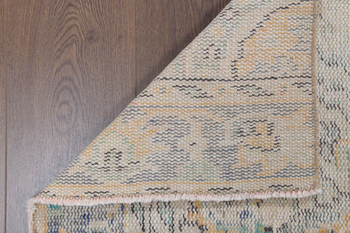 Vintage yolluk 69x301 cm – kırmızı, gri ve kahverengi çiçek desenli, el dokuma
