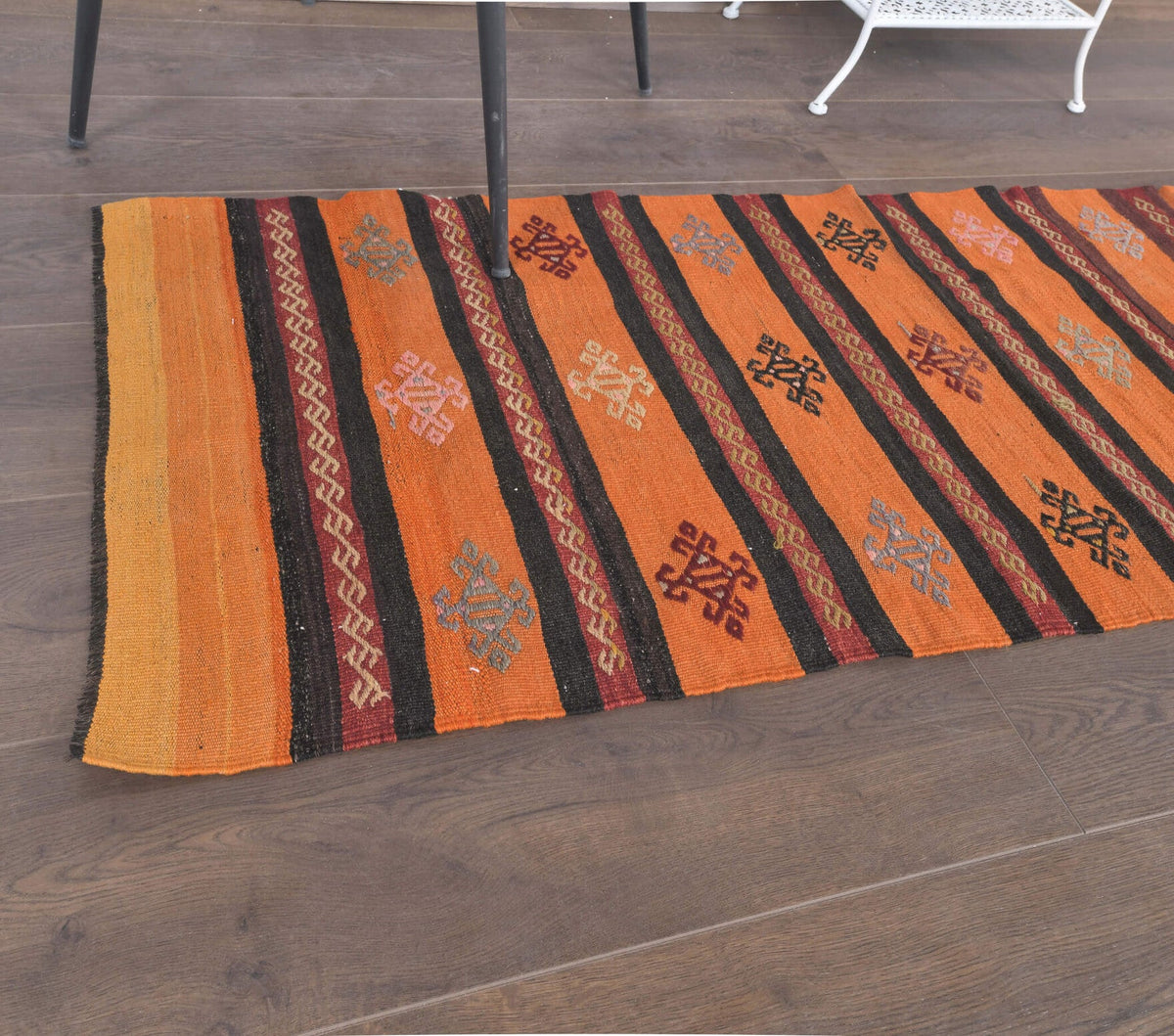 El yapımı vintage yolluk 61x193 cm çizgili desenli yün - yakın çekim doku detayı