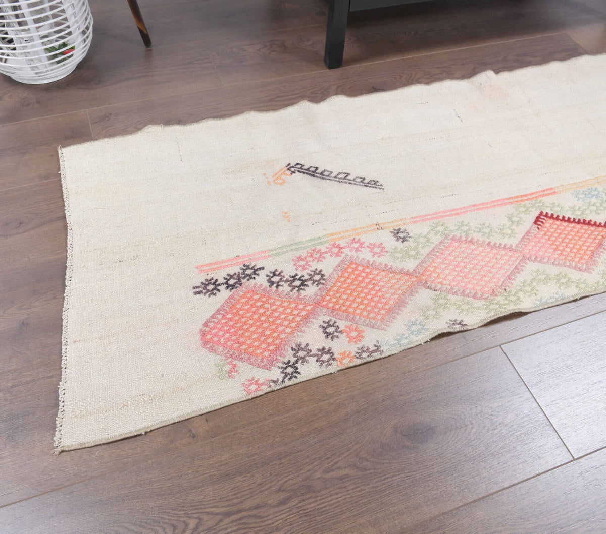 Tek parça vintage kilim yolluk 62x207 cm (1,28 m²) – Pera Halı