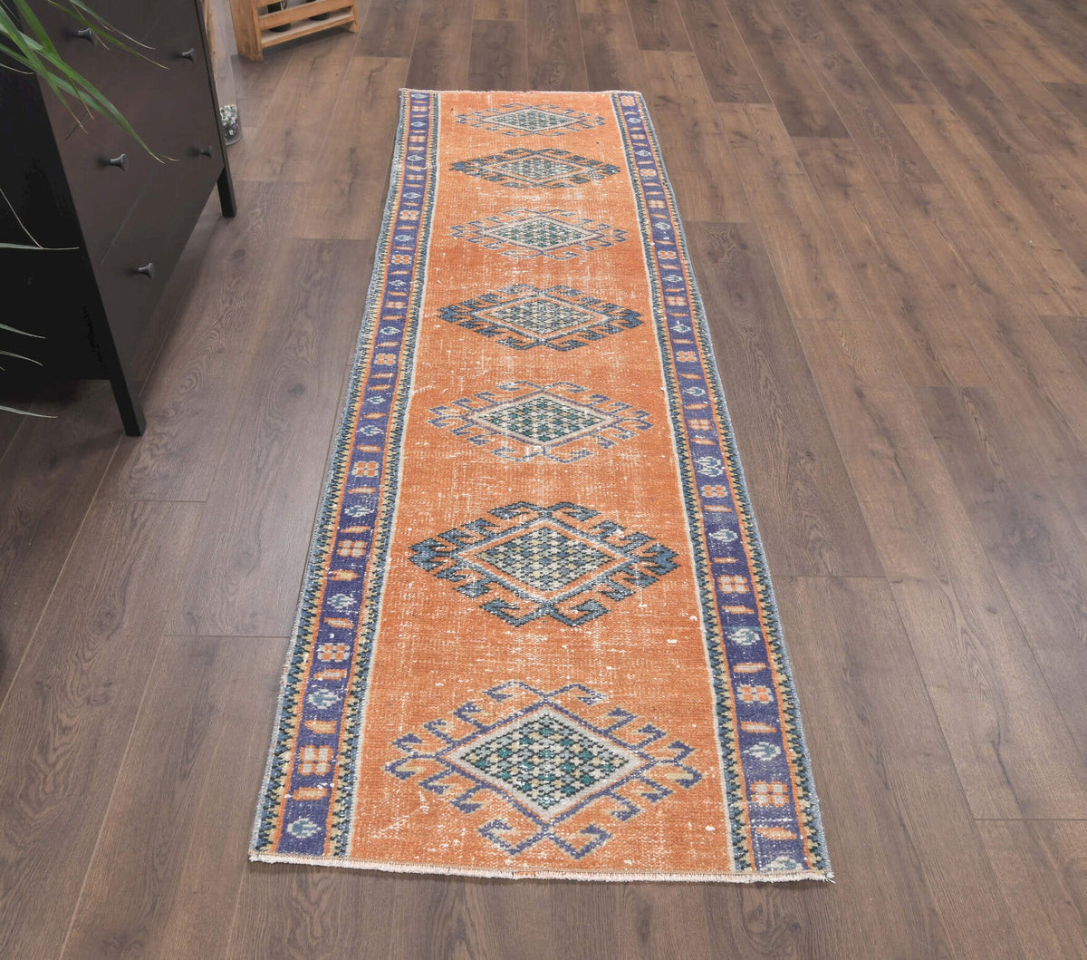 El yapımı vintage yolluk 71x246 cm geometrik desenli yün - yakın çekim doku detayı