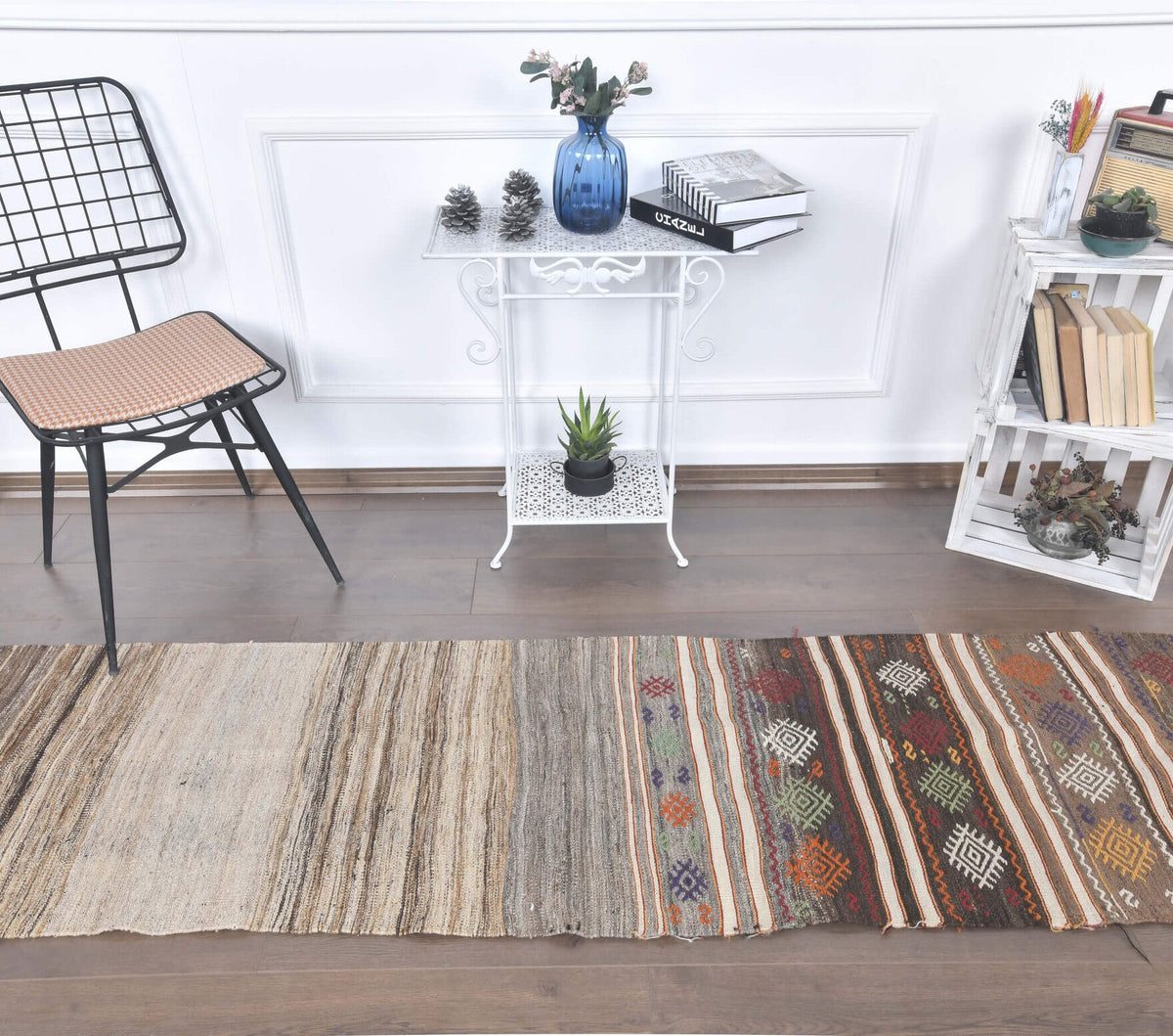 1960'lardan Anadolu kökenli kilim motifli vintage kilim yolluk, 64x250 cm
