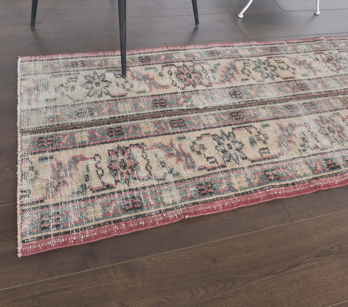 El yapımı vintage yolluk 71x229 cm çiçek desenli desenli yün - yakın çekim doku detayı