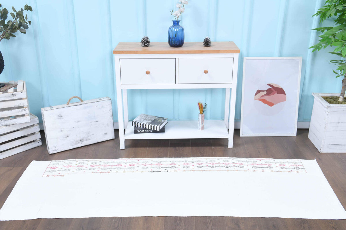 Vintage yolluk 73x228 cm – beyaz, gri ve pembe düz zeminli, el dokuma