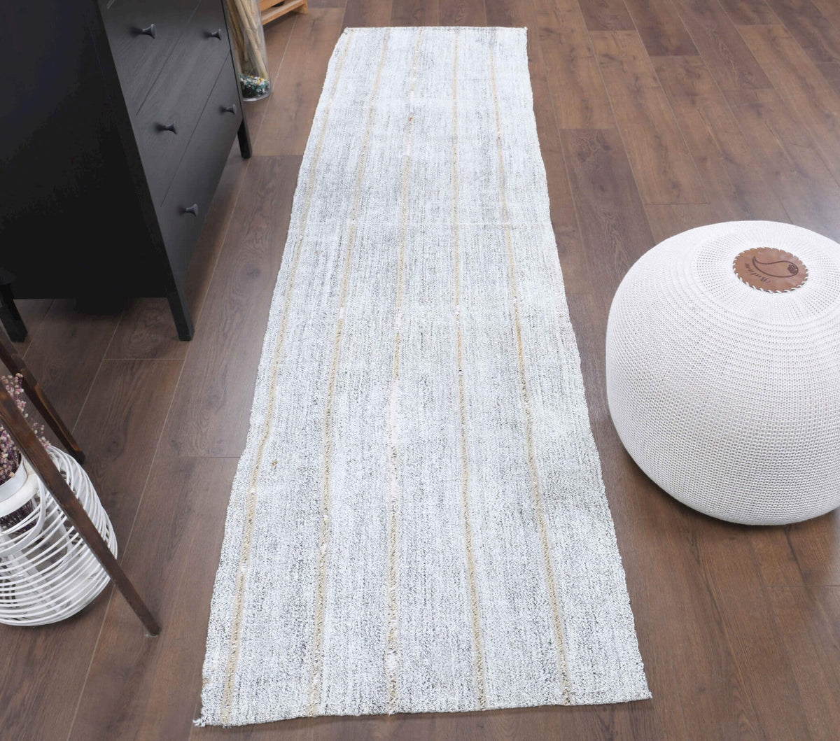 El yapımı vintage yolluk 71x269 cm düz desenli yün - yakın çekim doku detayı