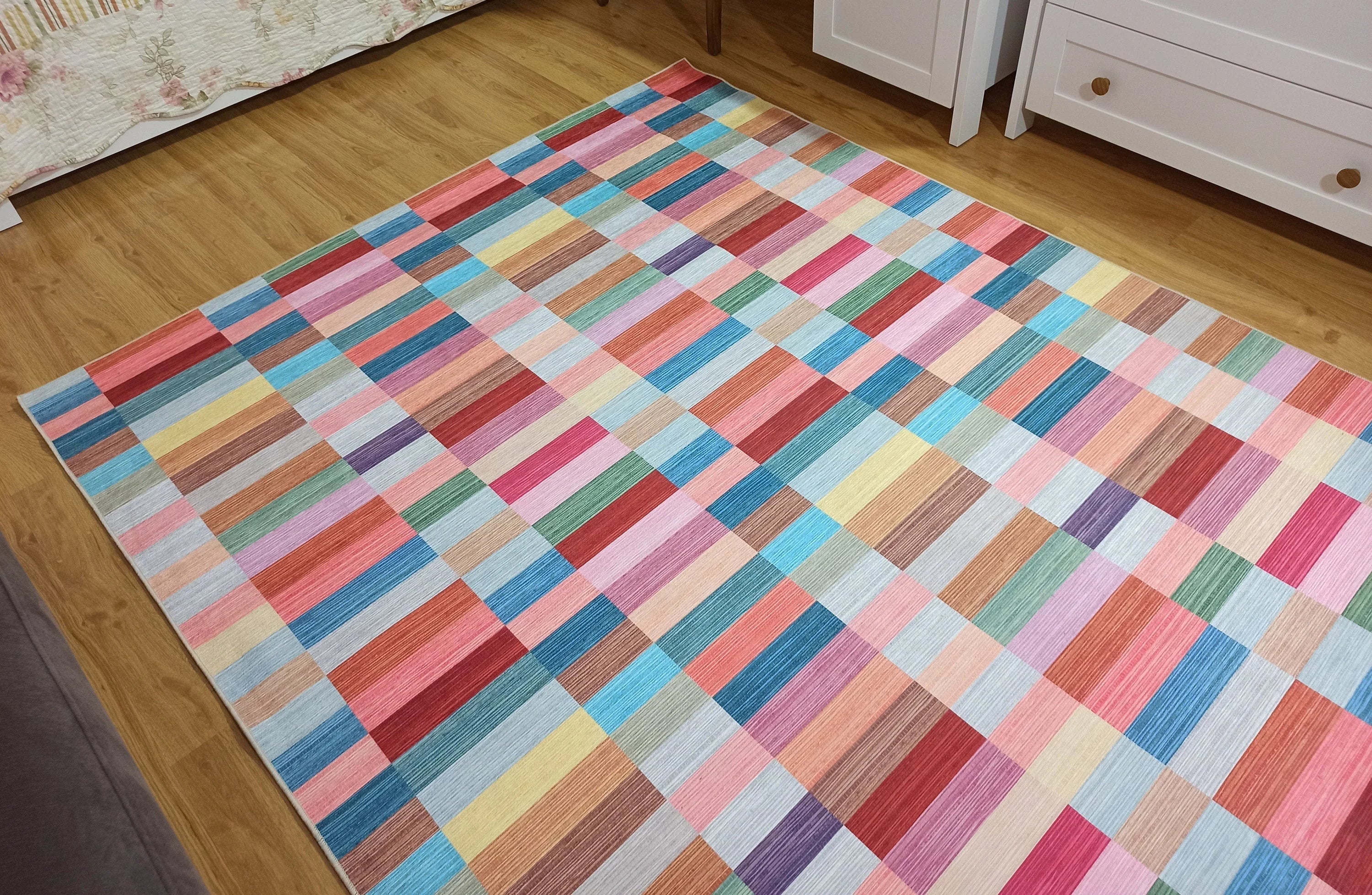 Grauer Vintage-Teppich mit geometrischem Muster